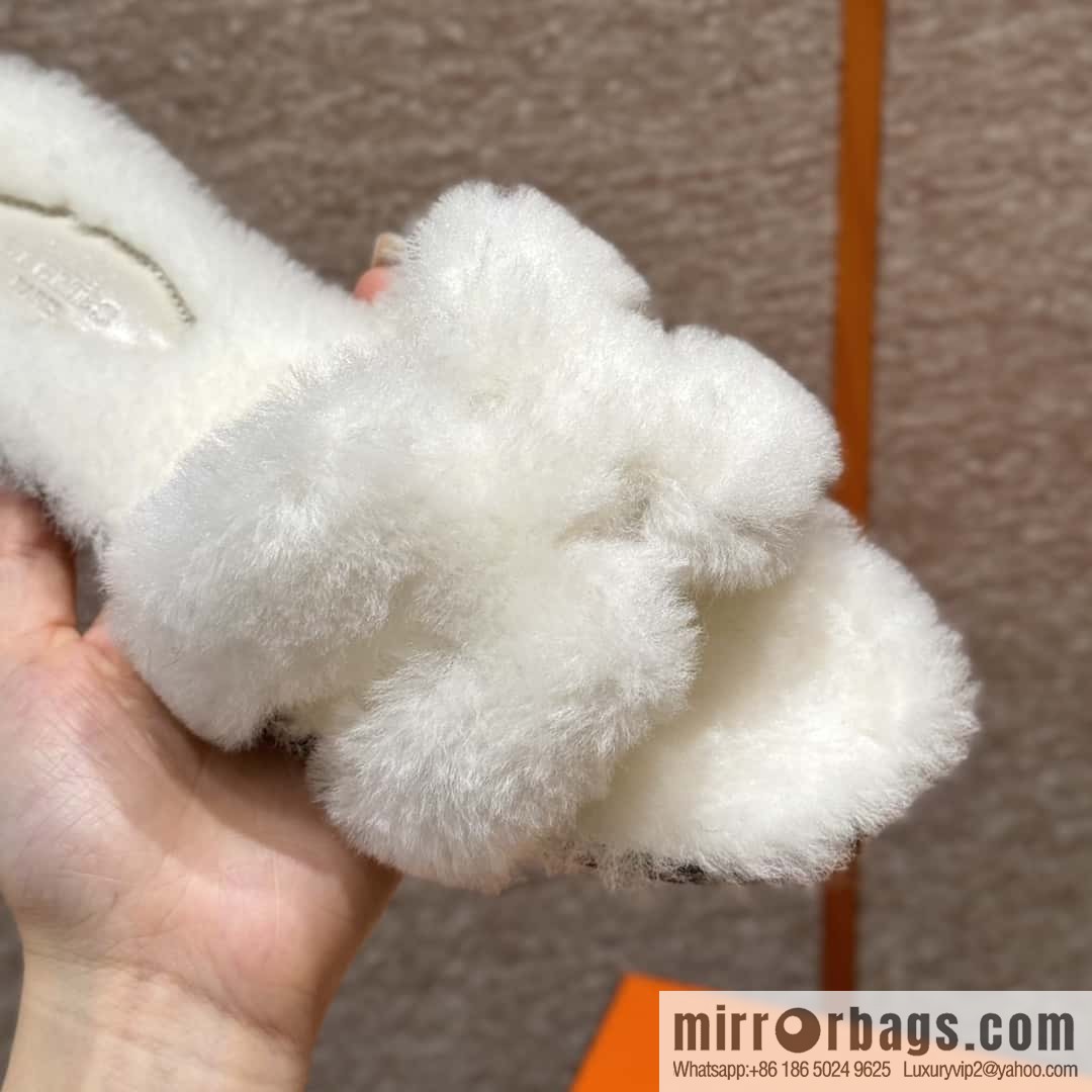 HERMES 181 Oran sandals, pure white/Blanc wool/woolskin