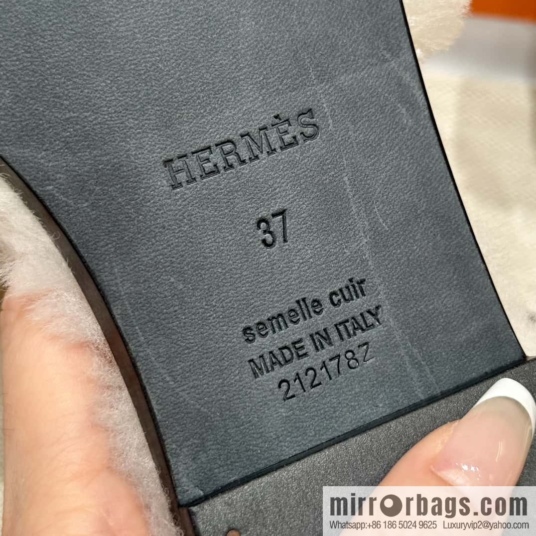 HERMES 181 Oran sandals, pure white/Blanc wool/woolskin