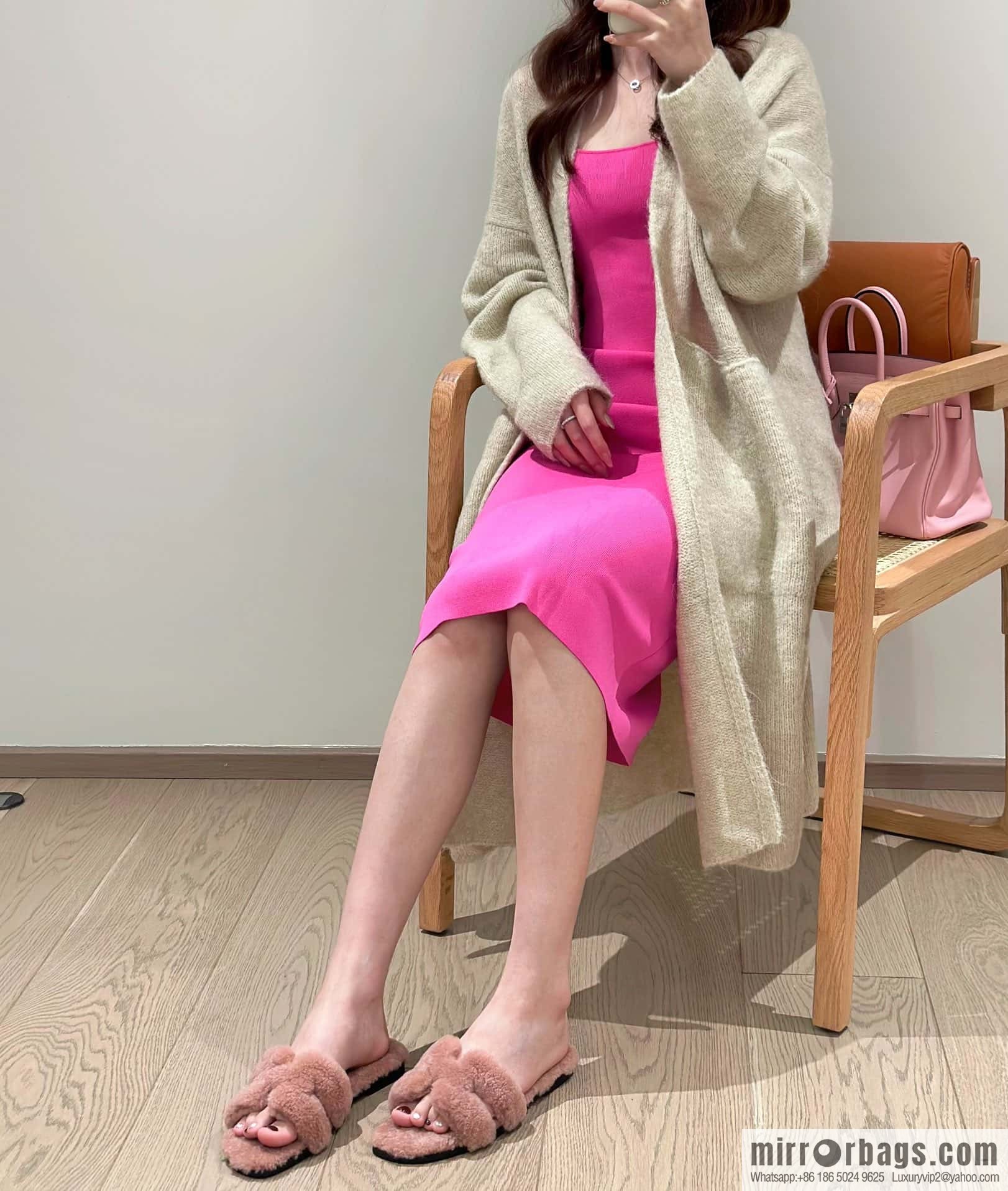 HERMES 181 Oran sandals, Naked pink/woolskin