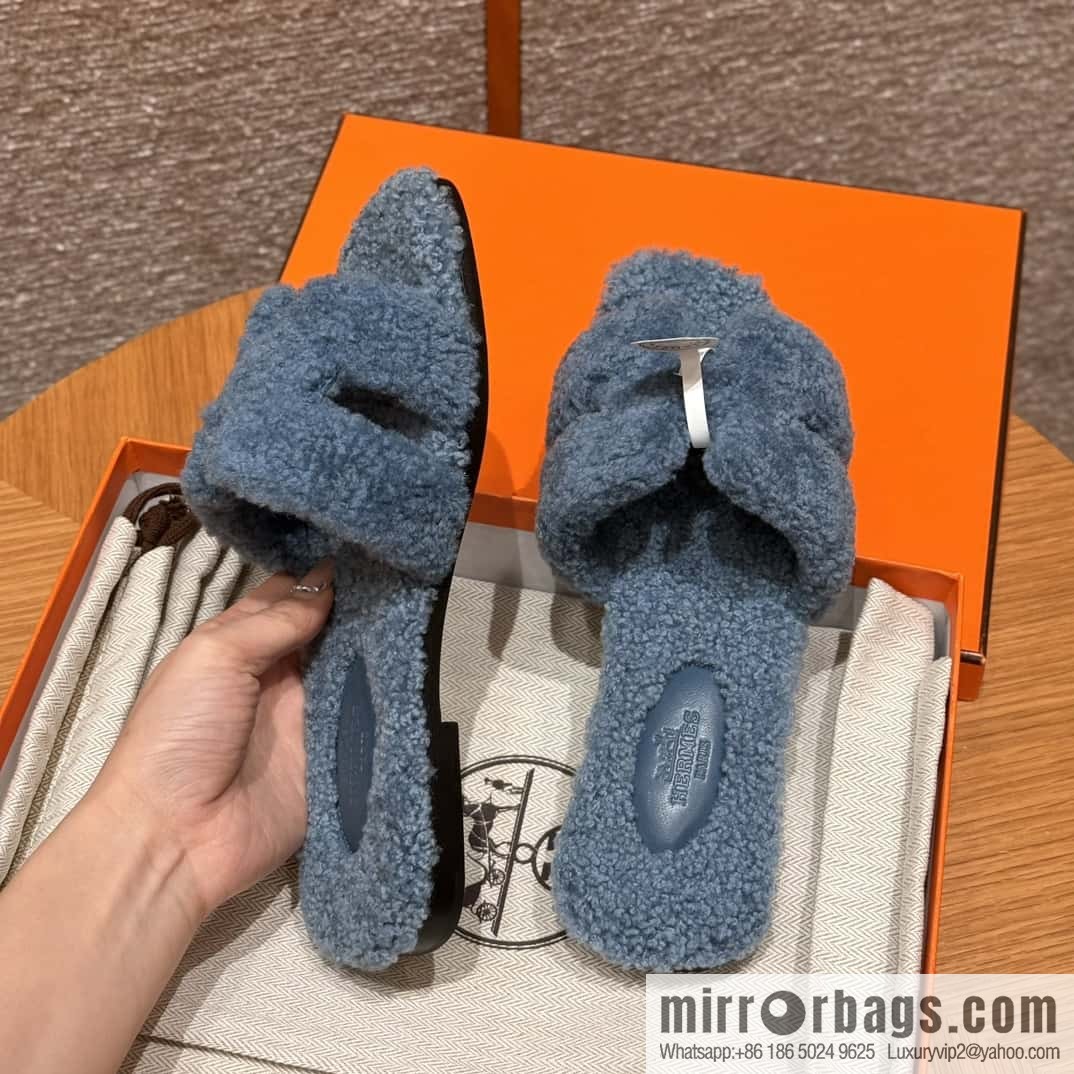 HERMES 181 Oran sandals, blue/Blue woolskin