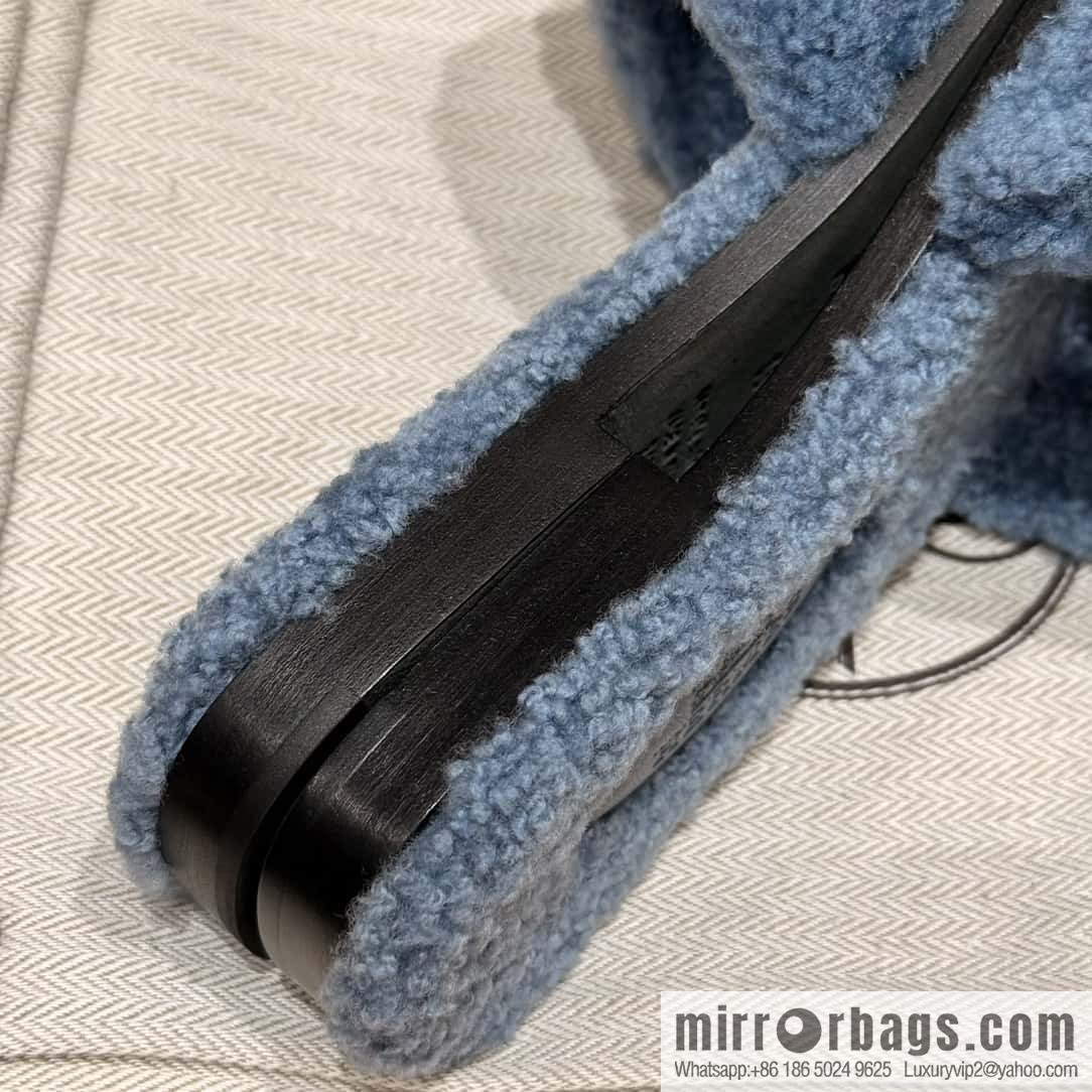 HERMES 181 Oran sandals, blue/Blue woolskin