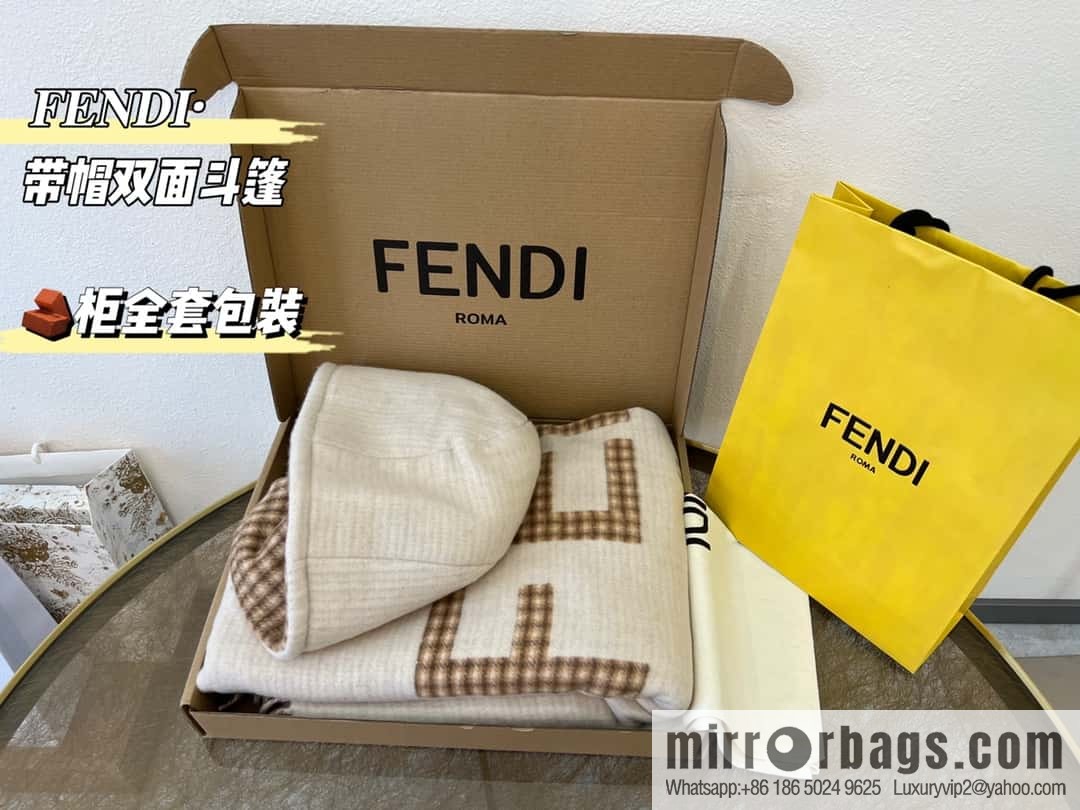 • Jacket cape ▪️ cream