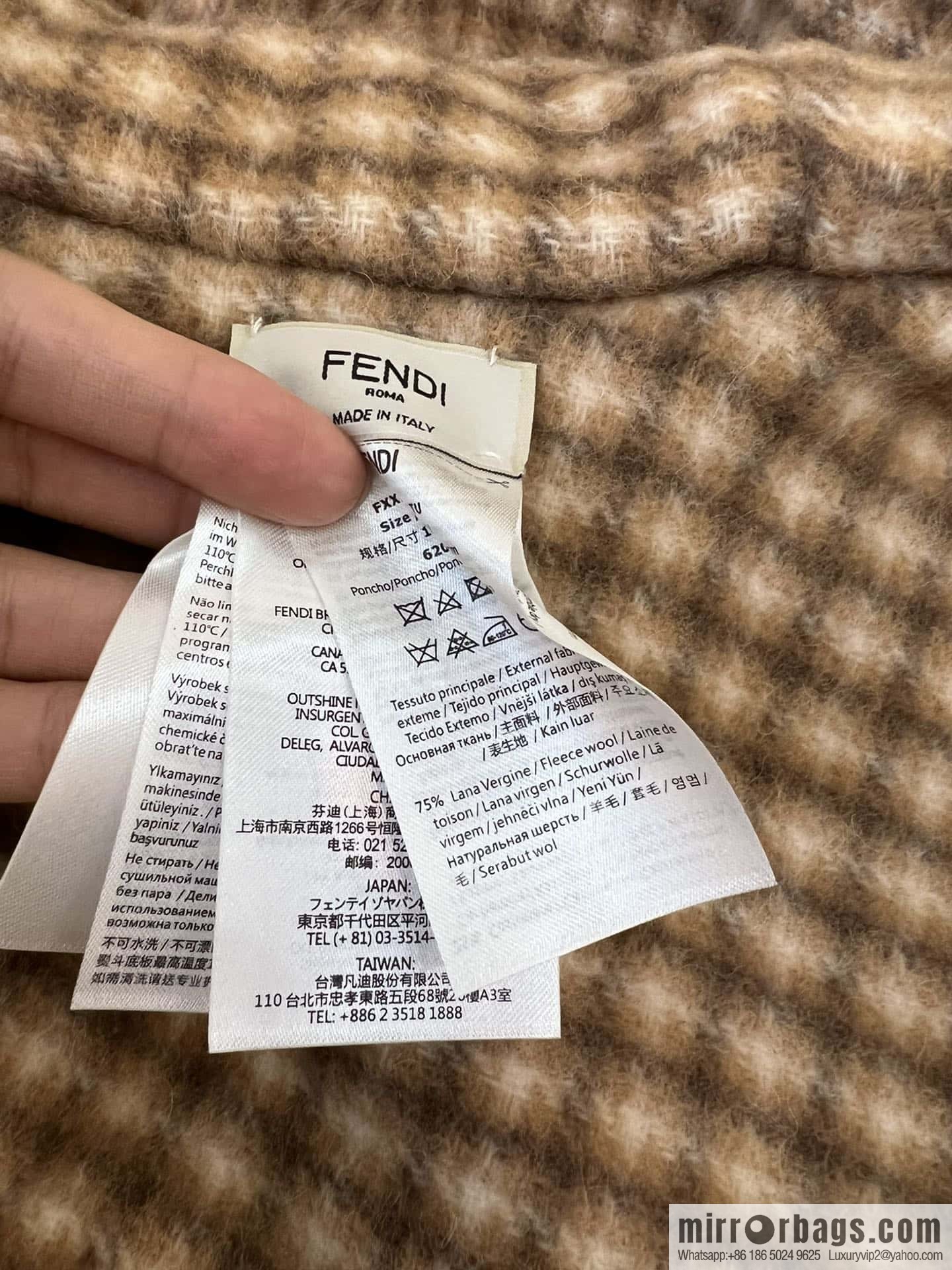 • Jacket cape ▪️ cream