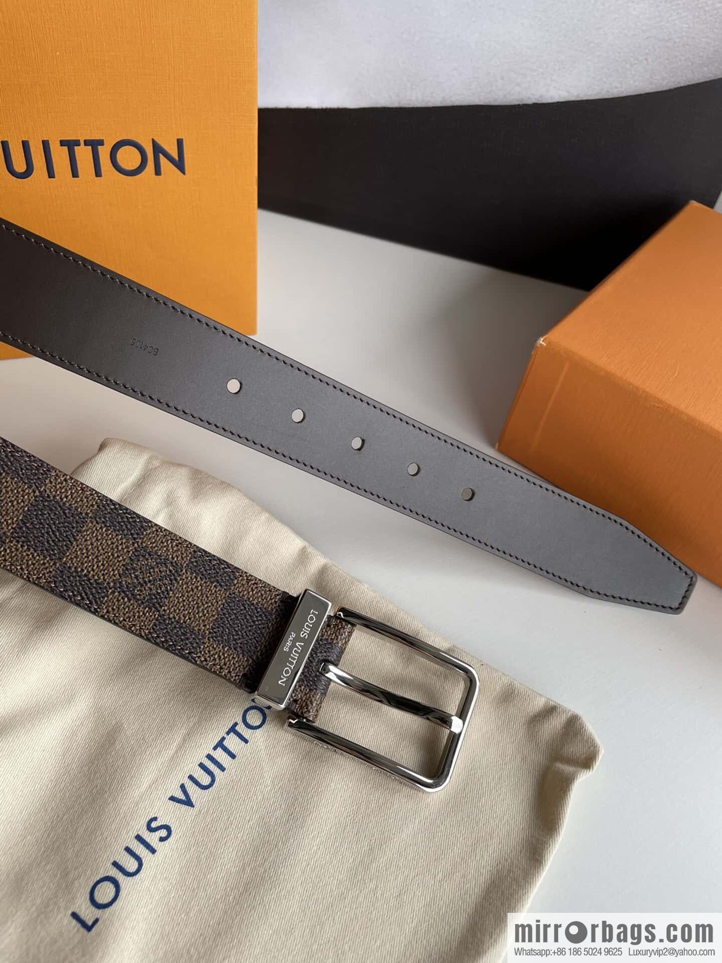 LV -35mm wide calfskin belt