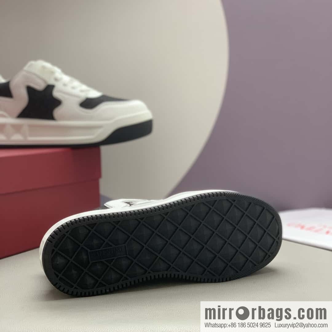 Valentino 🔥 Couples Low Top Sneakers