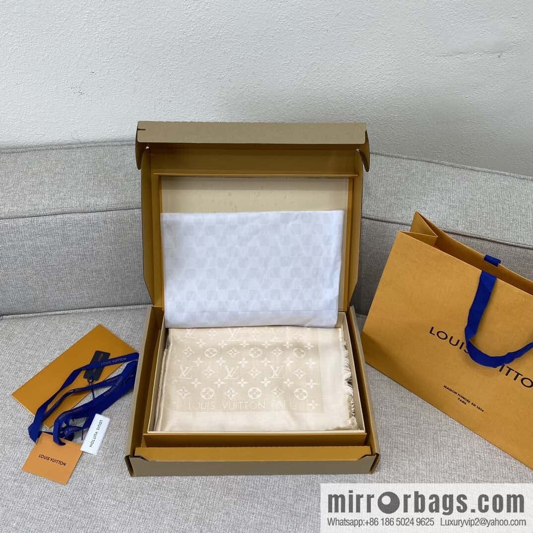 𝐋𝐨𝐮𝐢𝐬 𝐕𝐮𝐢𝐭𝐭𝐨ɴ•『 shine monogram scarf shawl M78144