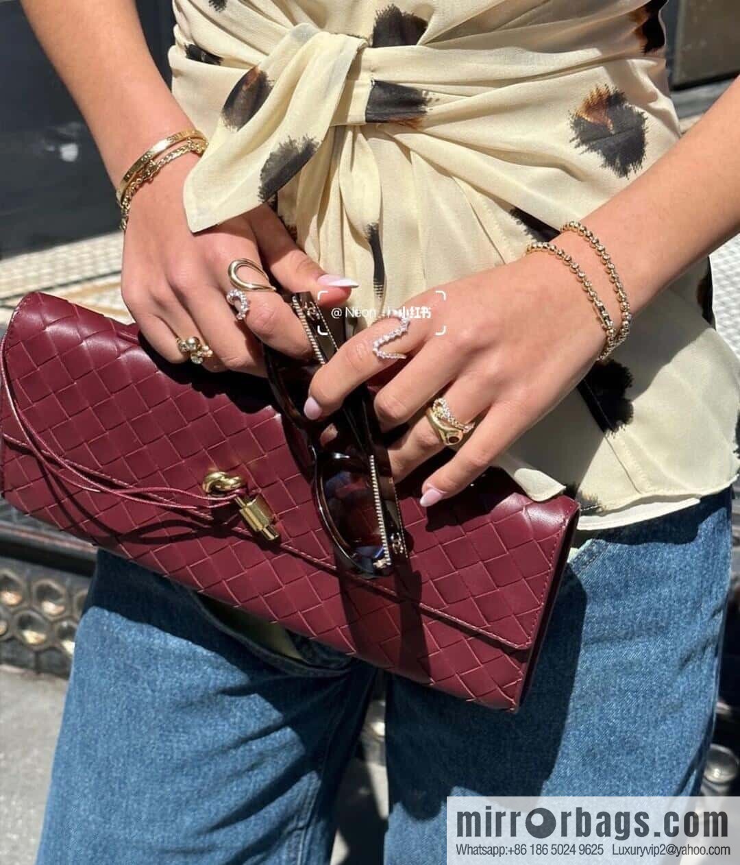 BV Andiamond Clutch 741511 Barolo Burgundy