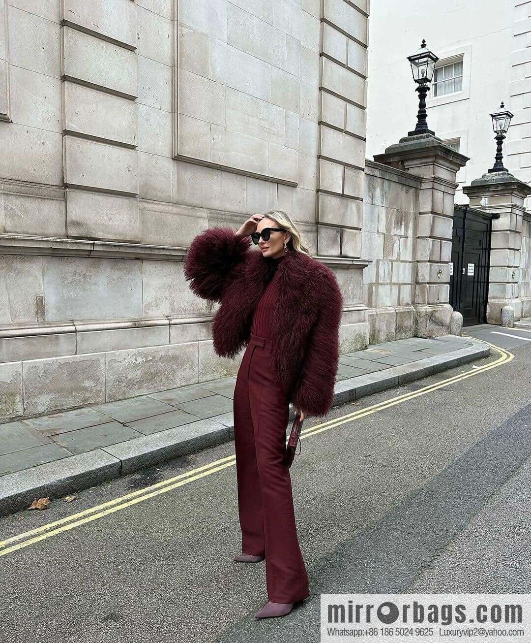 BV Andiamond Clutch 741511 Barolo Burgundy