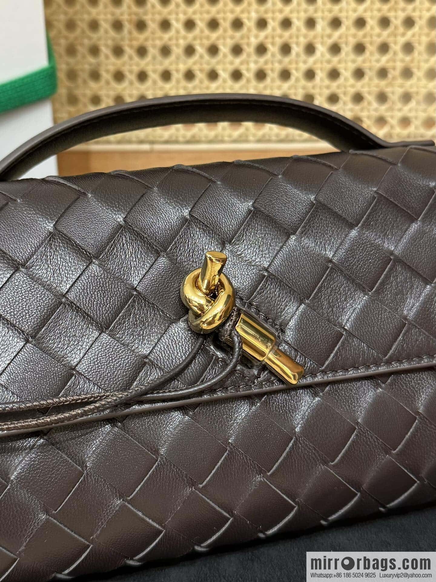 BV Andiamond Clutch 741511 Chocolate Brown