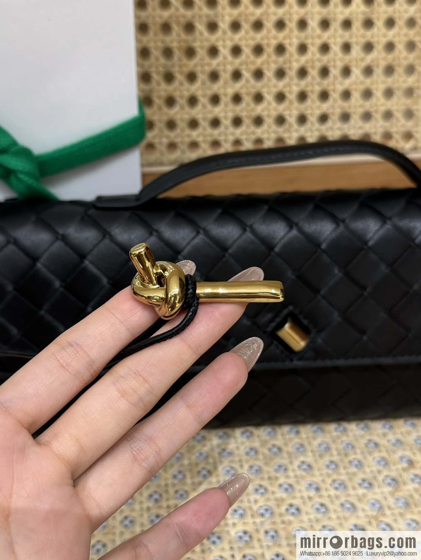 BV Andiamond clutch 741511 black