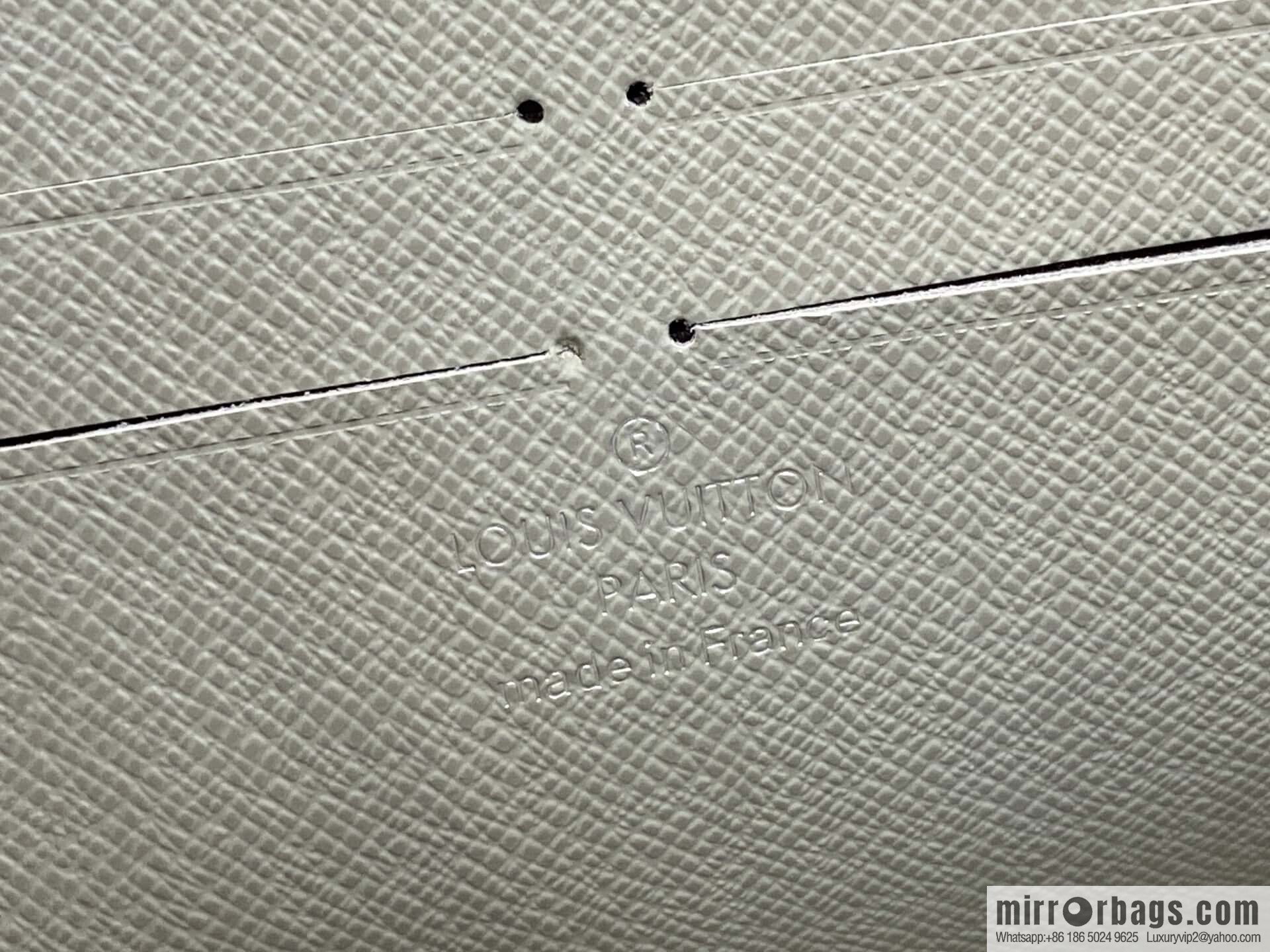 [Boutique‑grade] M13907 white gradual change handbag clutch bag POCHETTE VOYAGE medium handbag