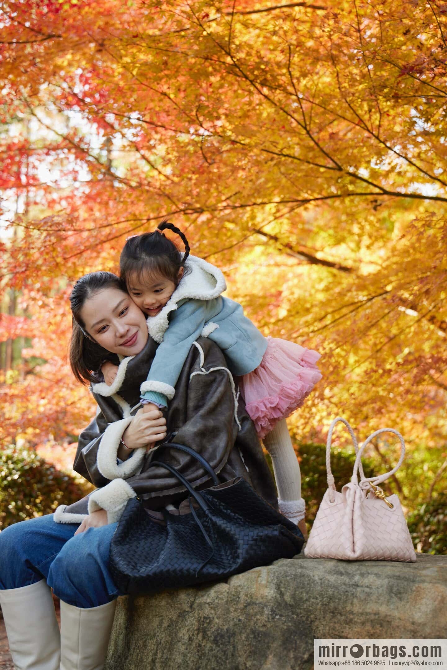 BV Large Pinacoteca Tote Bag 817166 Black