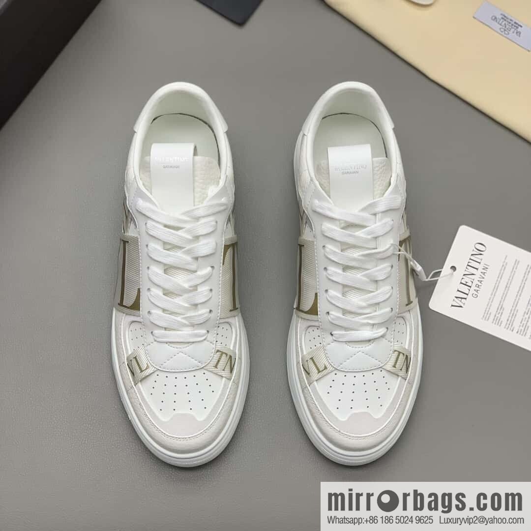 Valentino 🔥 men's and women's sneakers