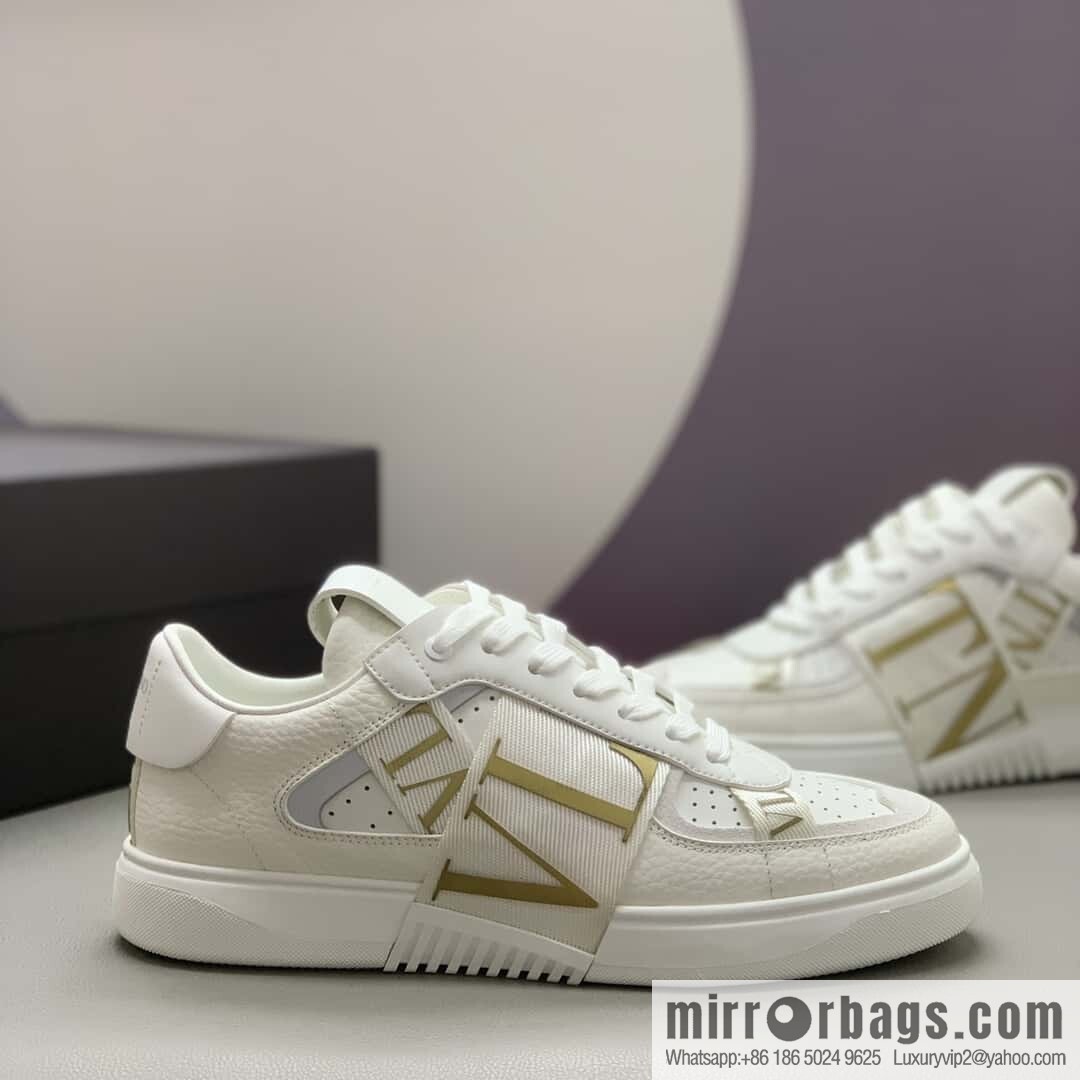 Valentino 🔥 men's and women's sneakers