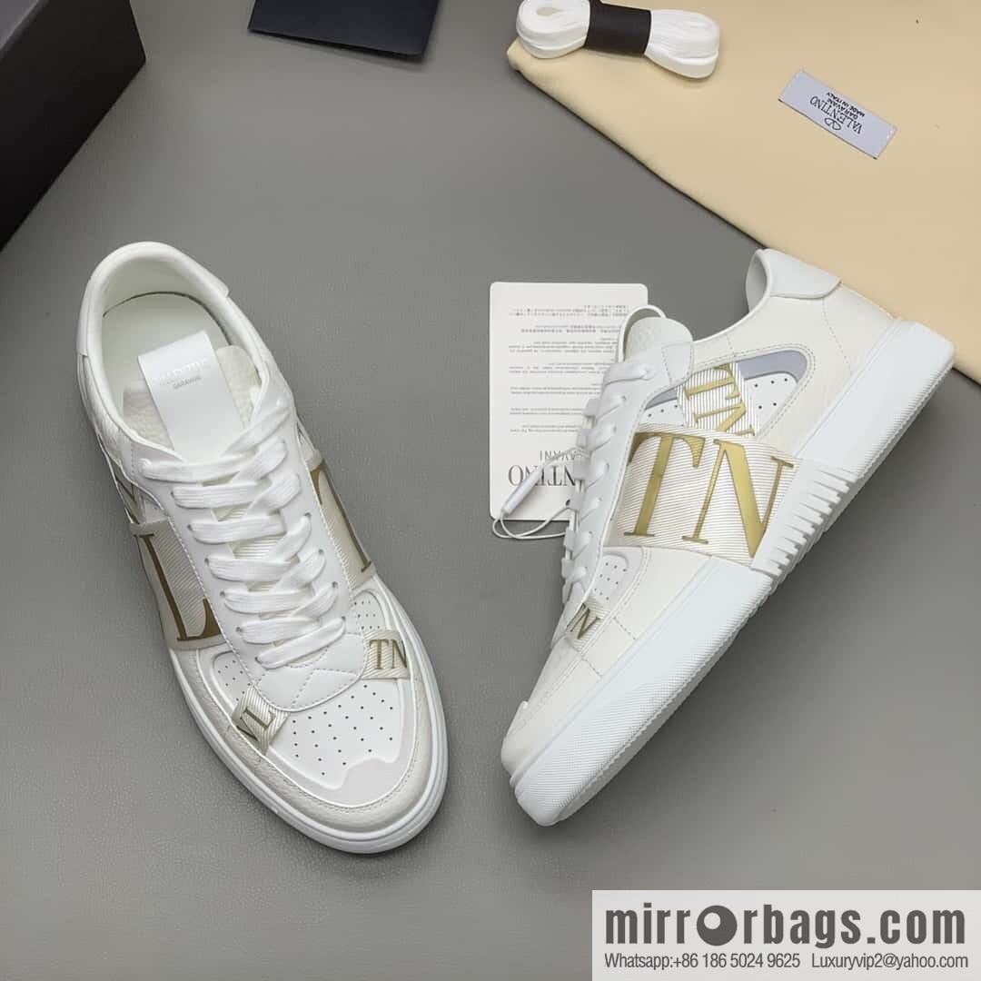 Valentino 🔥 men's and women's sneakers
