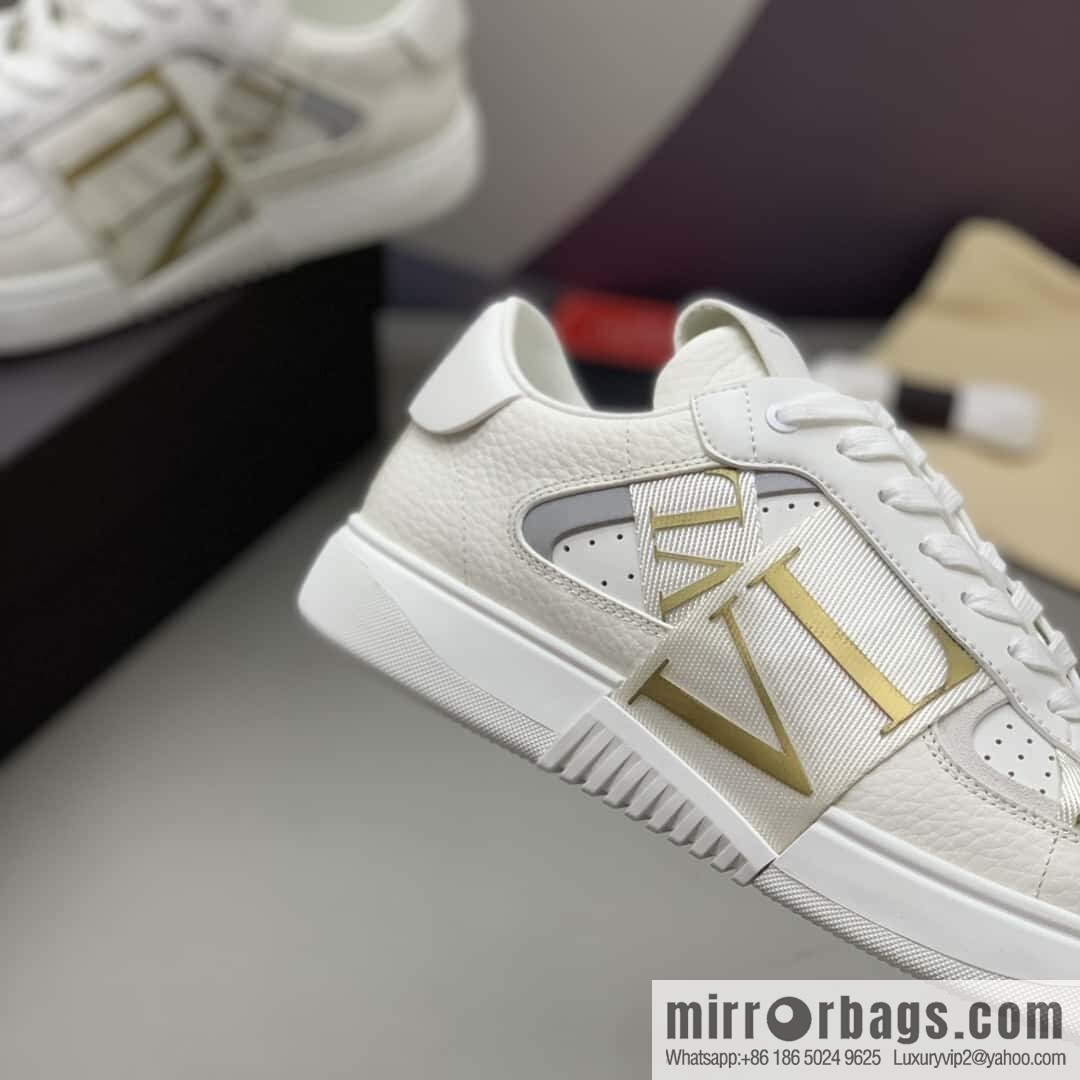 Valentino 🔥 men's and women's sneakers