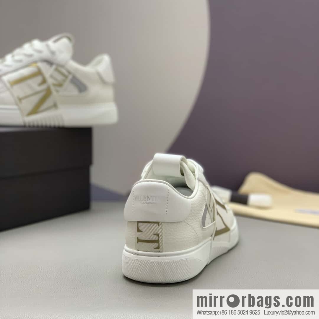 Valentino 🔥 men's and women's sneakers