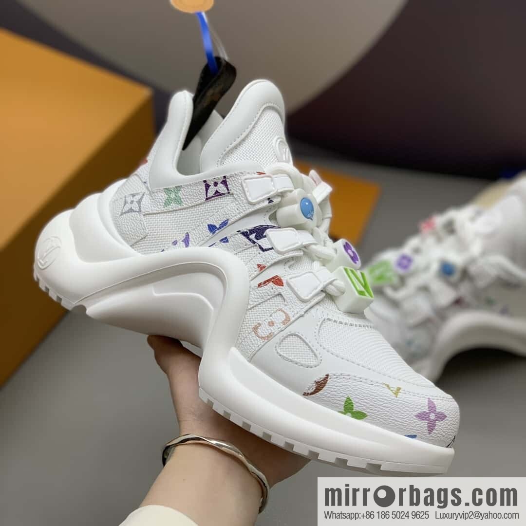 LV [Super 🔥 explosion] L series arch bridge vibration damping dad shoes