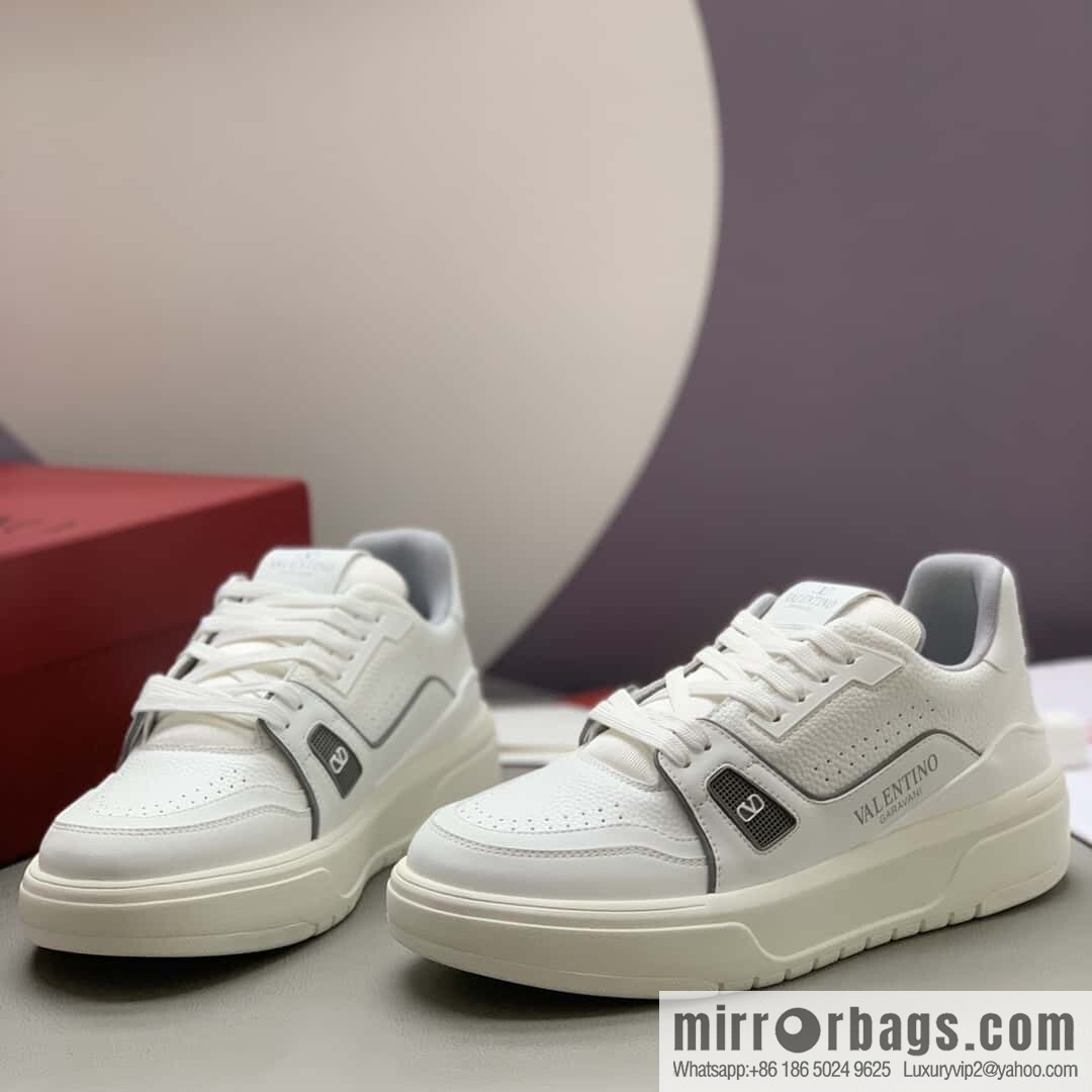 Valentino 🔥 Couples Low Top Sneakers