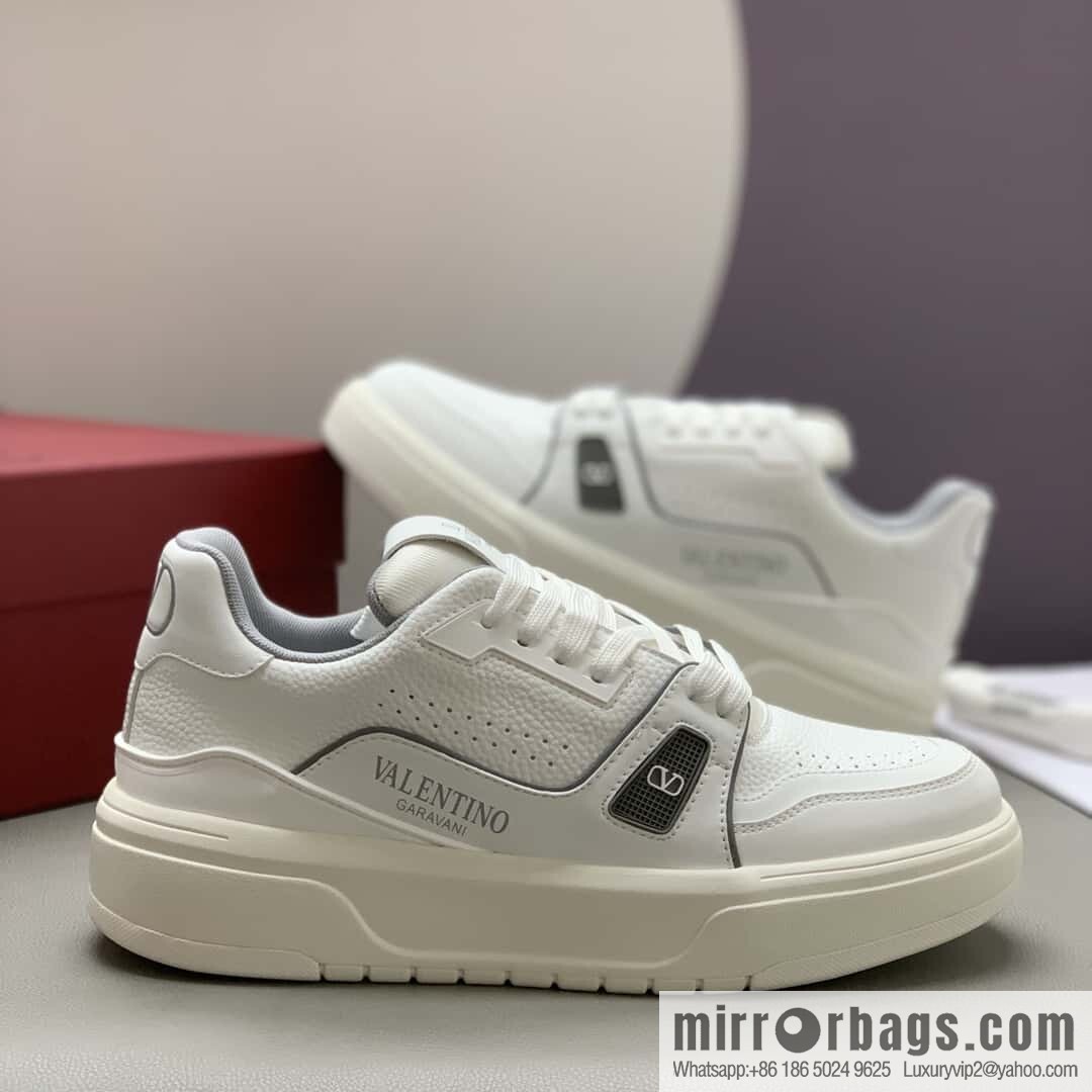 Valentino 🔥 Couples Low Top Sneakers