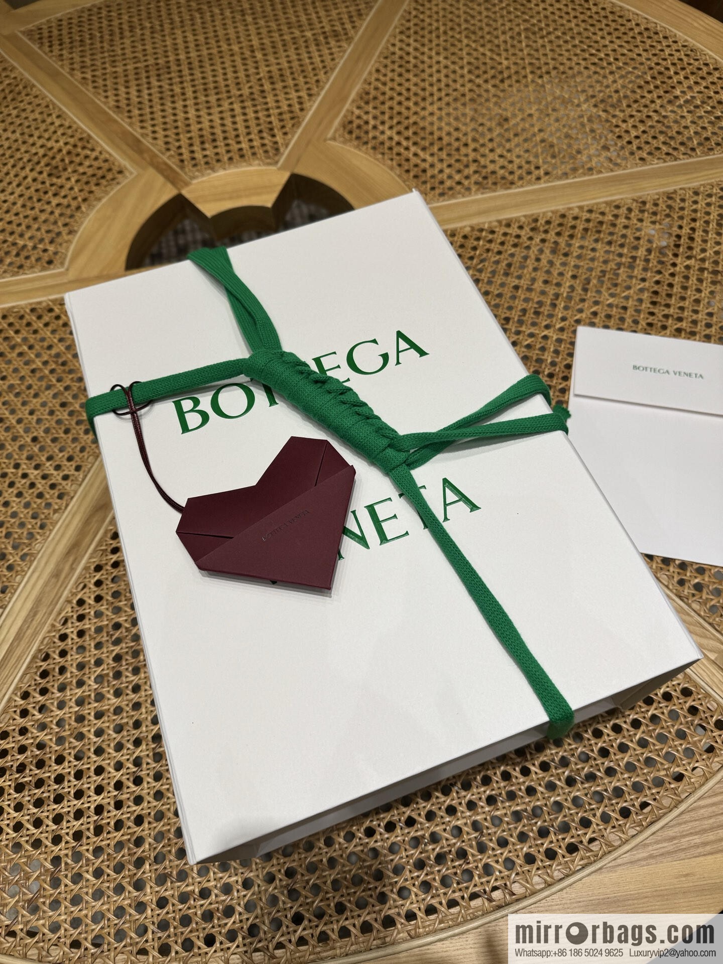 BV Andiamond clutch bag 741511 Shabili red