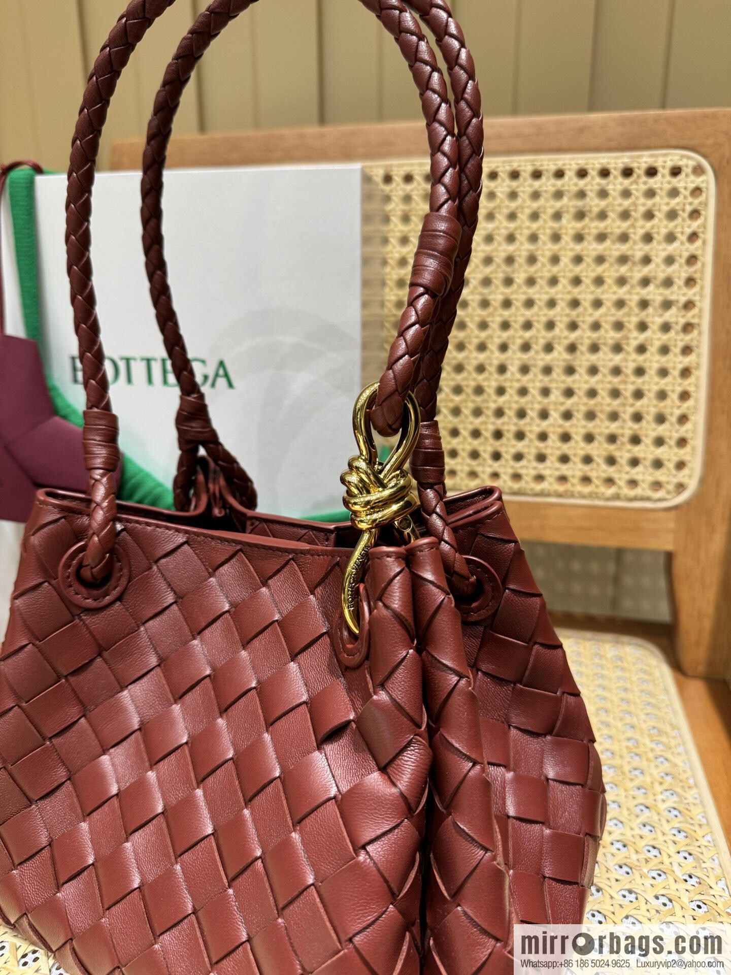 BV Parachute S 796569 Shabili Red