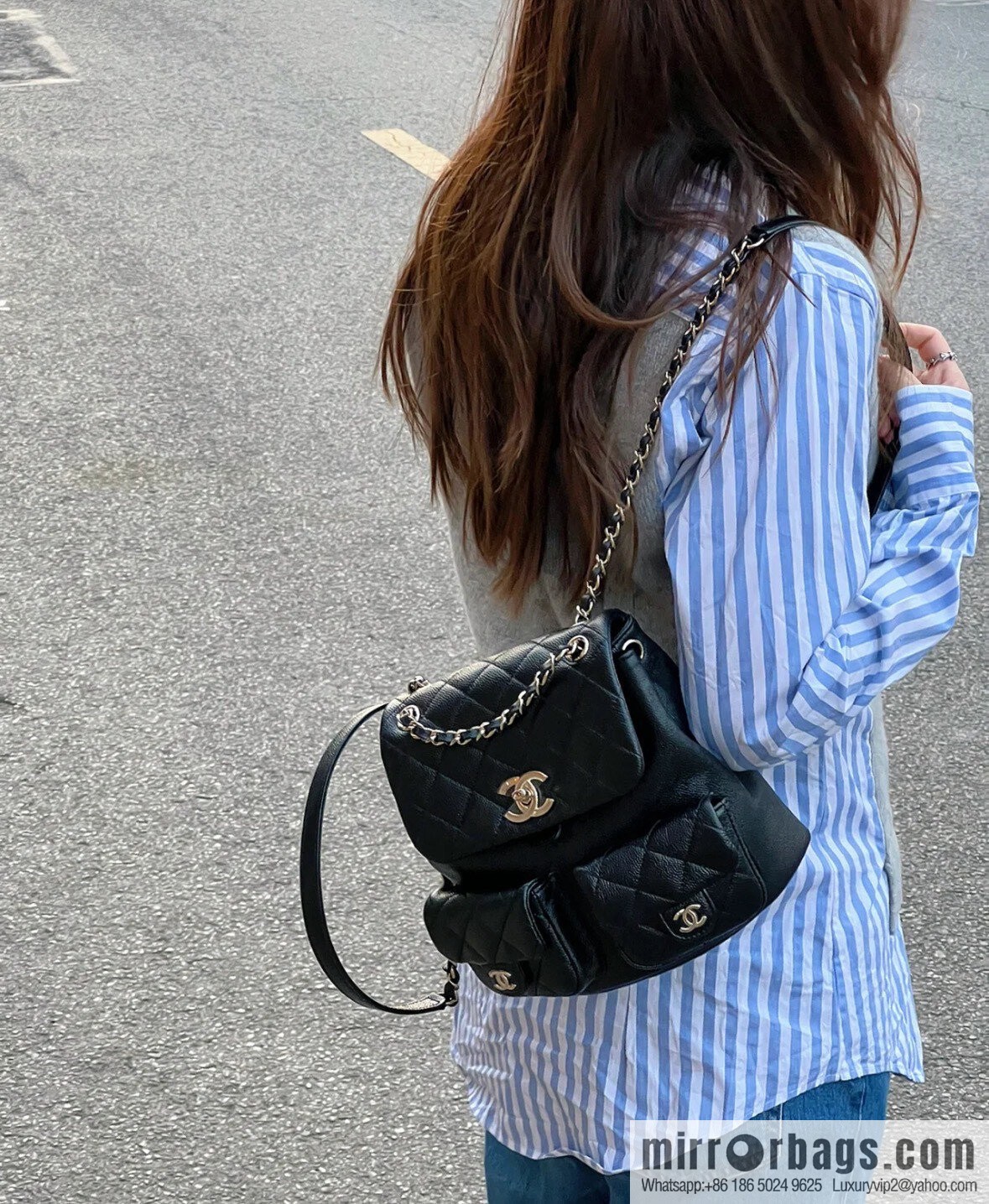 𝗖𝗛𝗔𝗡𝗘𝗟 23P new Duma shoulder, cowhide, medium black 🔛 AS3860