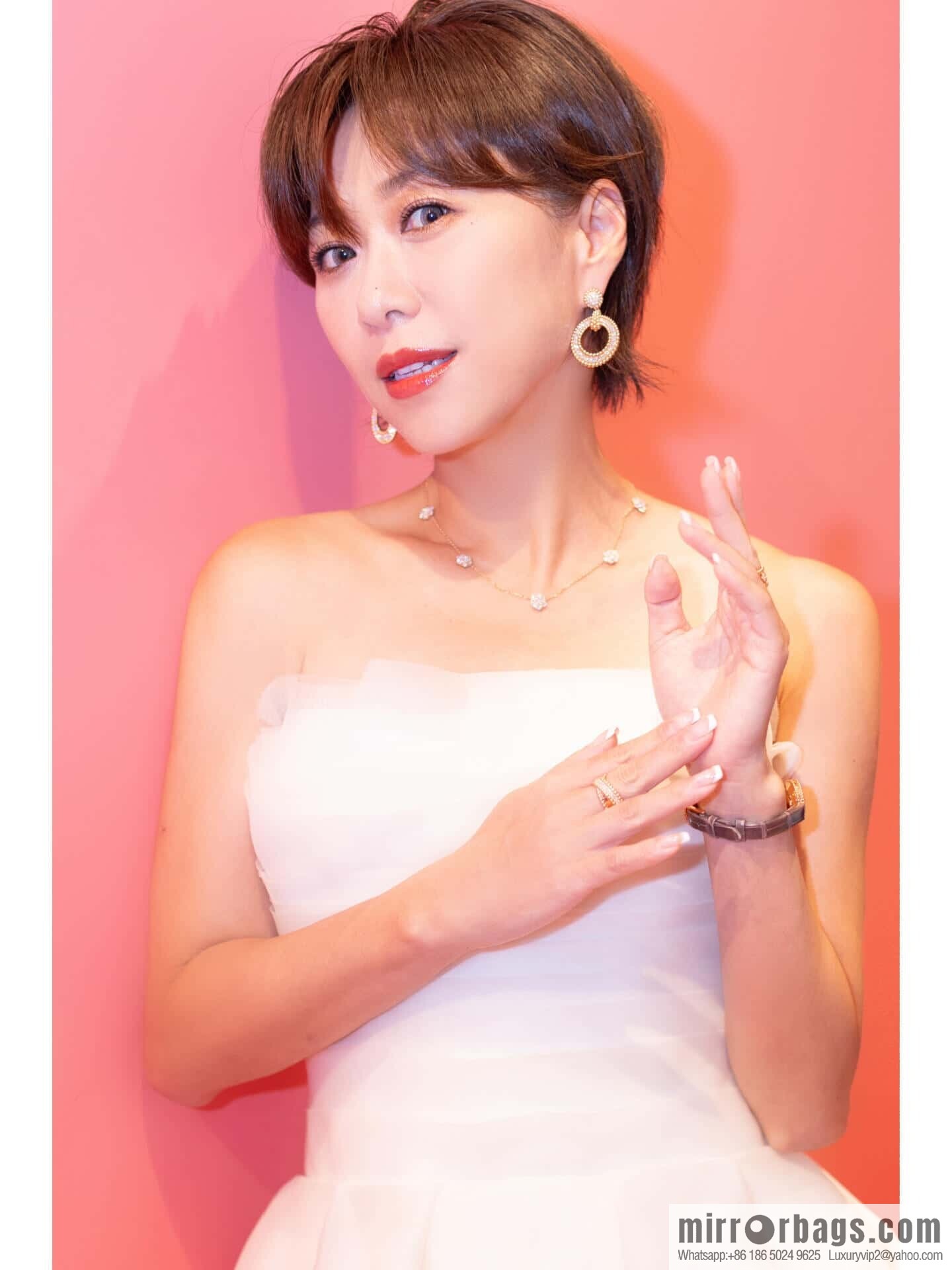 ☀️Van Cleef & Arpels Perlee diamonds earrings