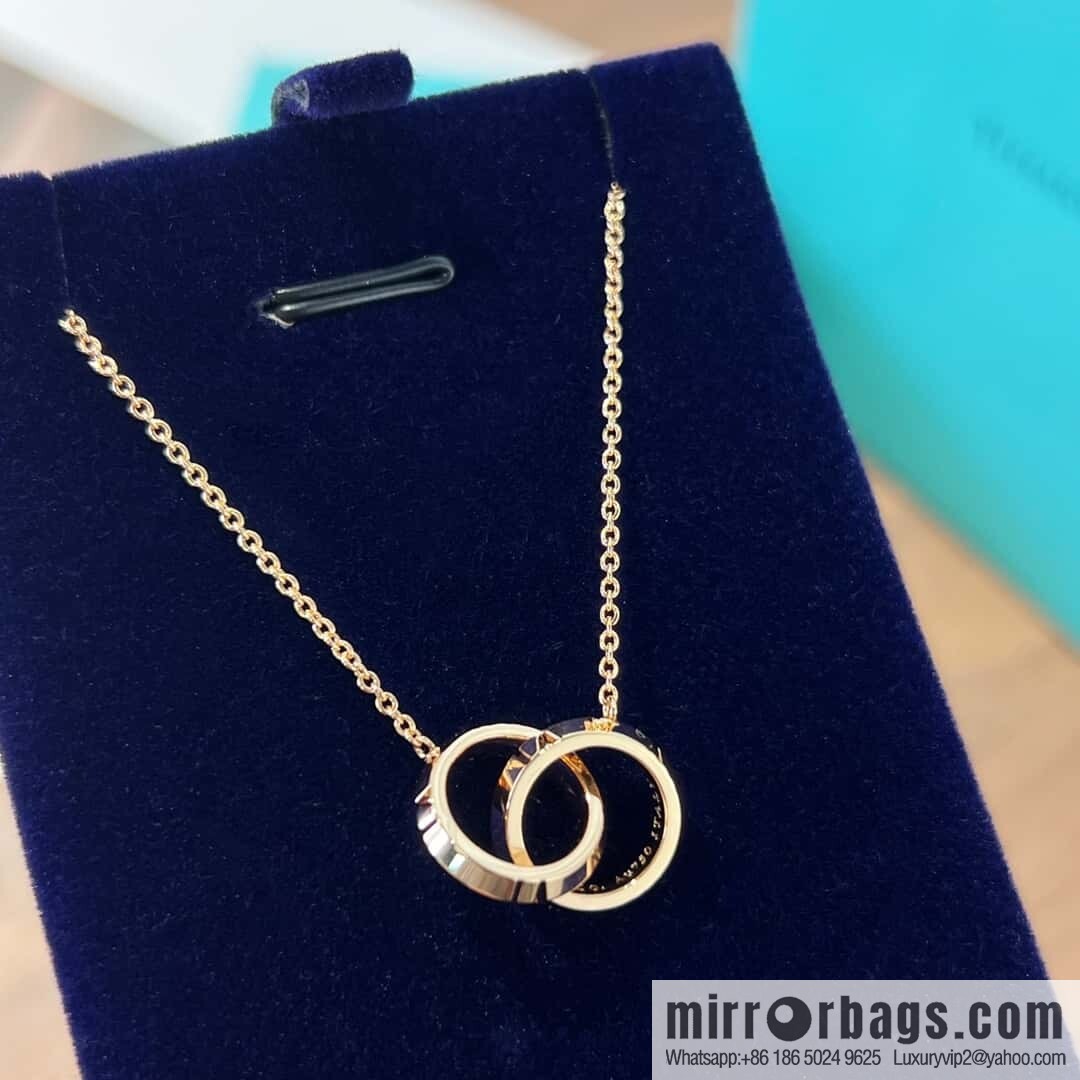 ❗️New ❗️ New ☑️ TIFFANY & Co. Tiffany X Buckle Double Ring Ring Necklace