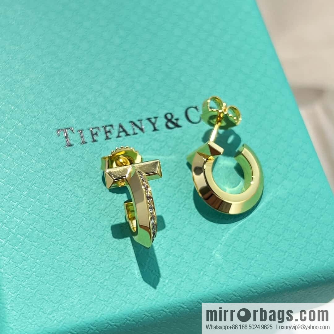 ❗️New ❗️ New ☑️ TIFFANY & Co. Tiffany T1 Round Earrings