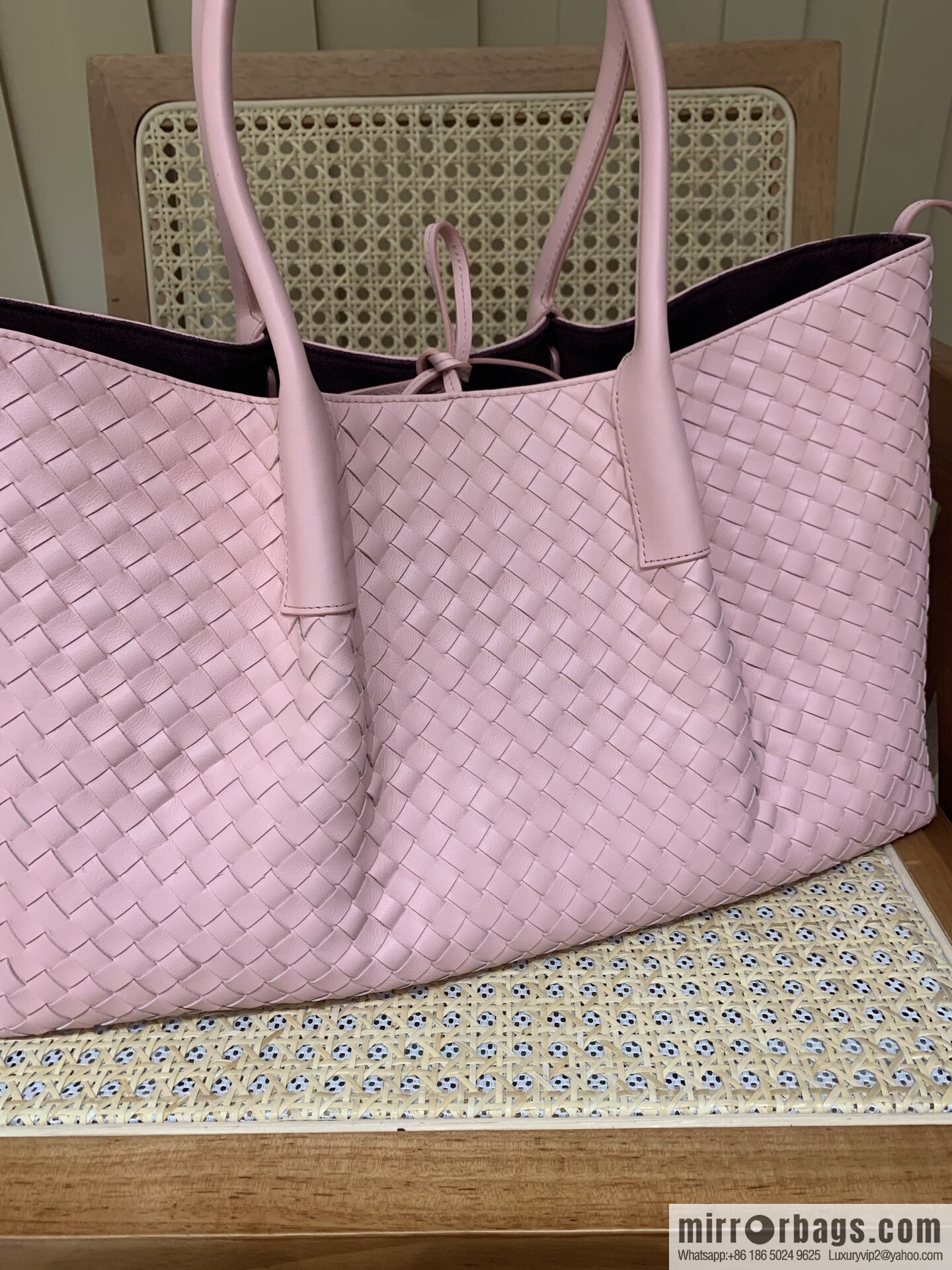 BV Large Pinacoteca Tote Bag 817166 Rose Powder