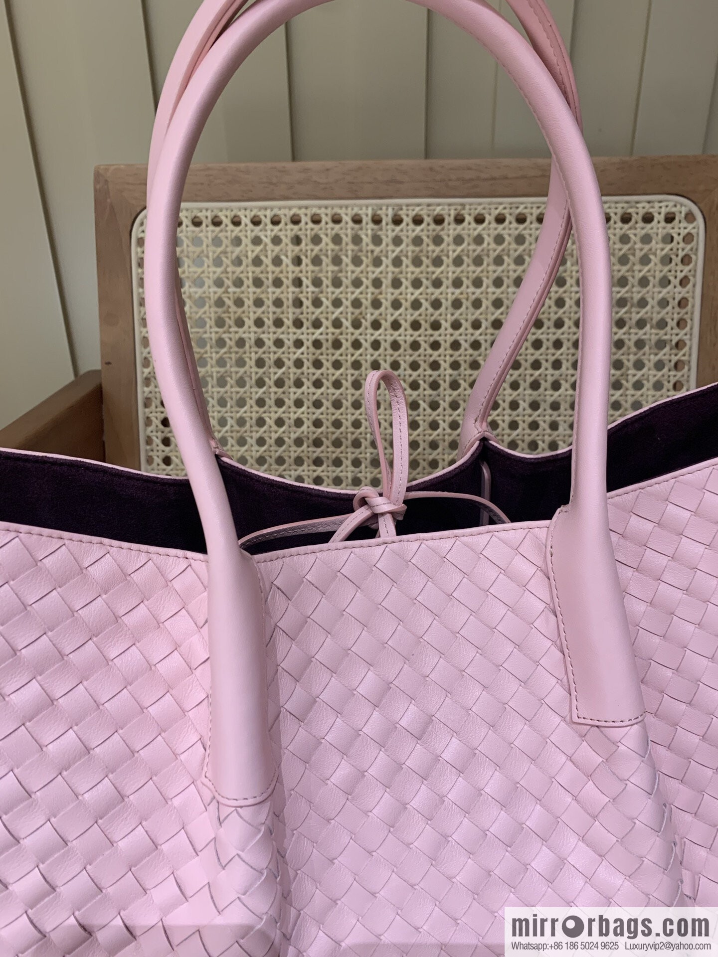 BV Large Pinacoteca Tote Bag 817166 Rose Powder