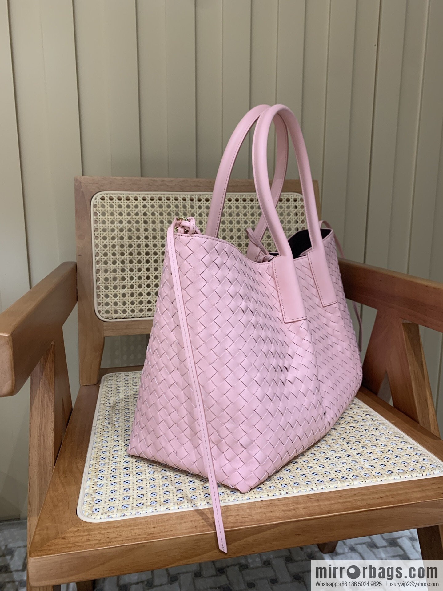 BV Large Pinacoteca Tote Bag 817166 Rose Powder