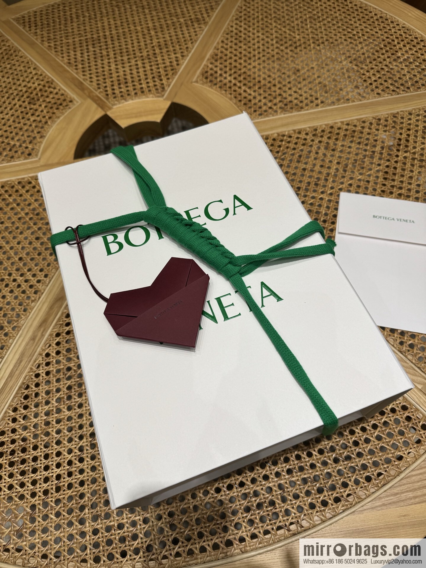 BV Large Pinacoteca Tote Bag 817166 Rose Powder