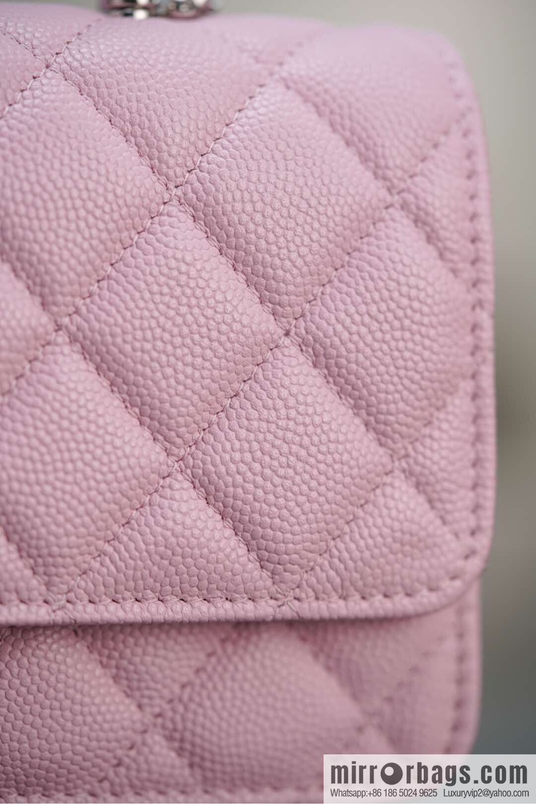 𝐂𝐡𝐚𝐧𝐞𝐥 𝟐𝟓𝐏 hidden model, handle organ bag, light powder 💗 AP3705