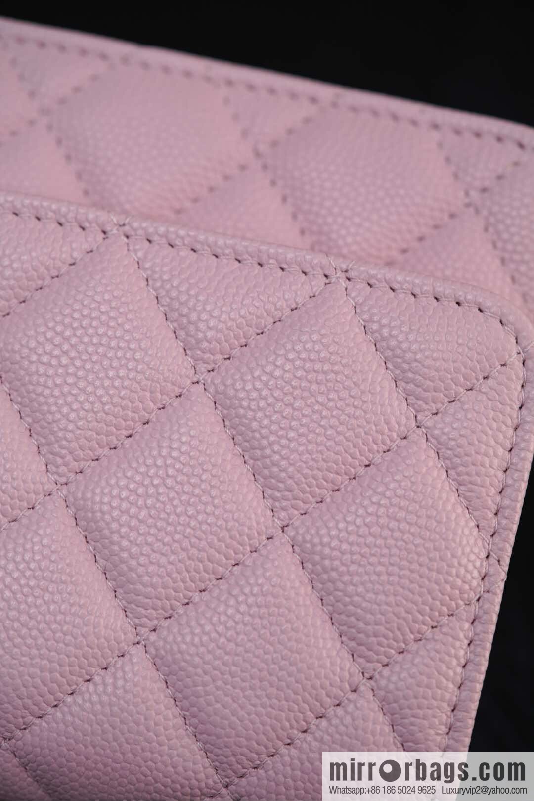 𝐂𝐡𝐚𝐧𝐞𝐥 𝟐𝟓𝐏 hidden model, handle organ bag, light powder 💗 AP3705