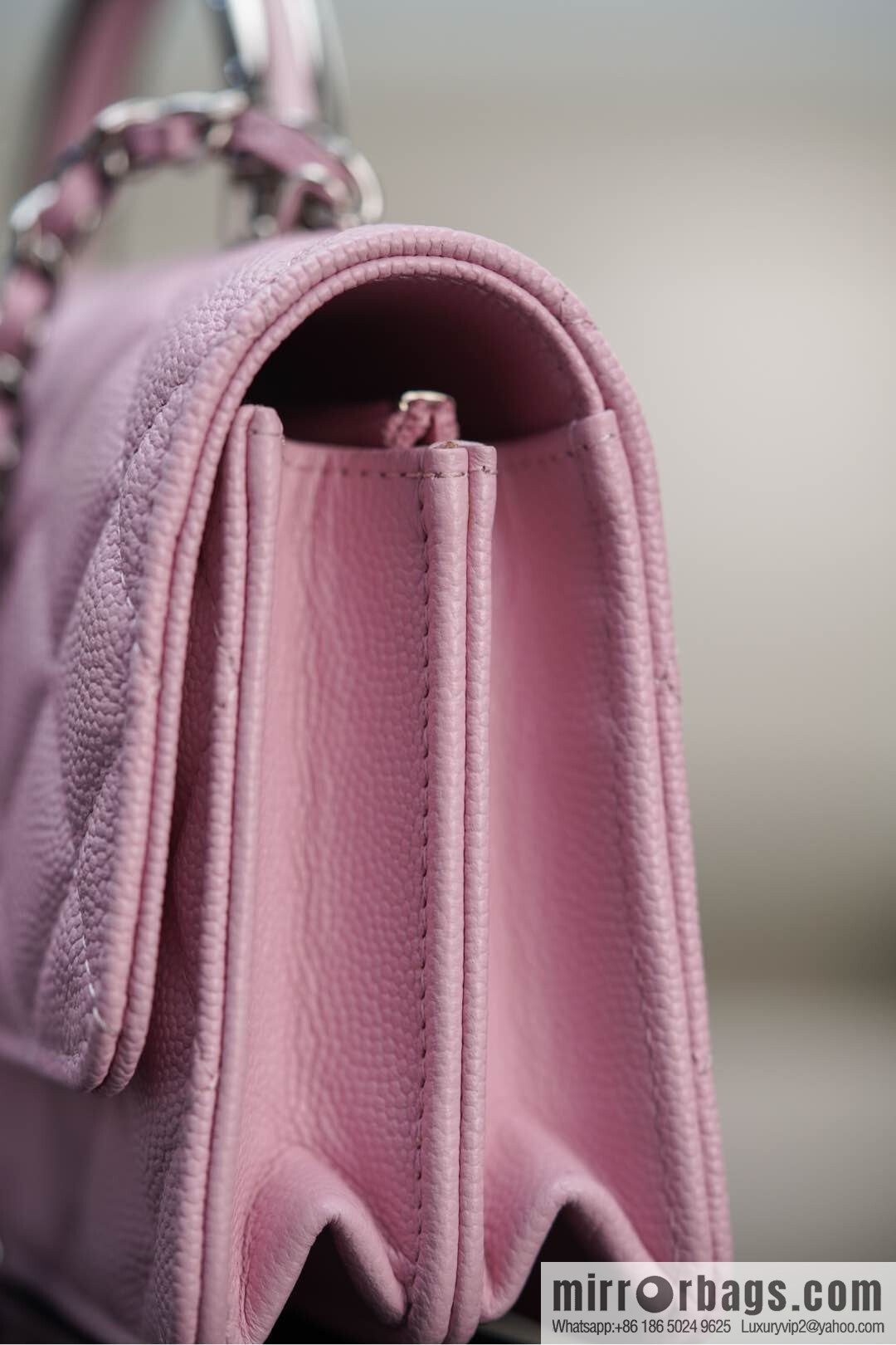 𝐂𝐡𝐚𝐧𝐞𝐥 𝟐𝟓𝐏 hidden model, handle organ bag, light powder 💗 AP3705