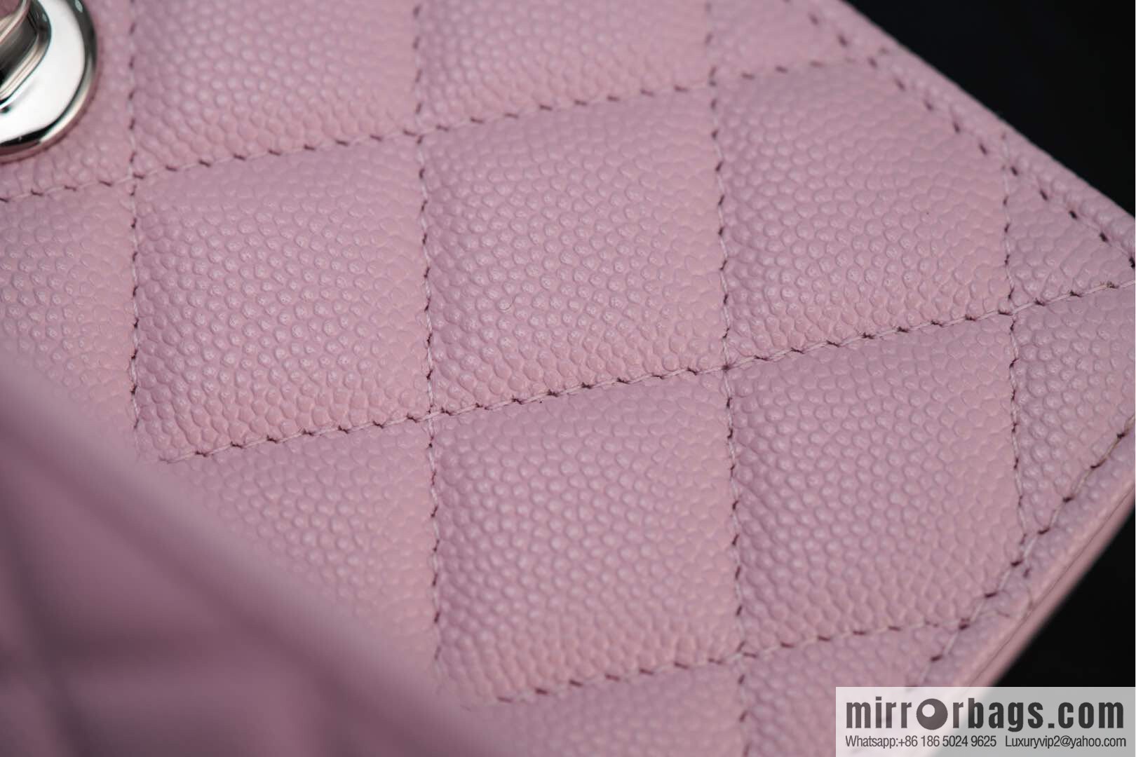 𝐂𝐡𝐚𝐧𝐞𝐥 𝟐𝟓𝐏 hidden model, handle organ bag, light powder 💗 AP3705