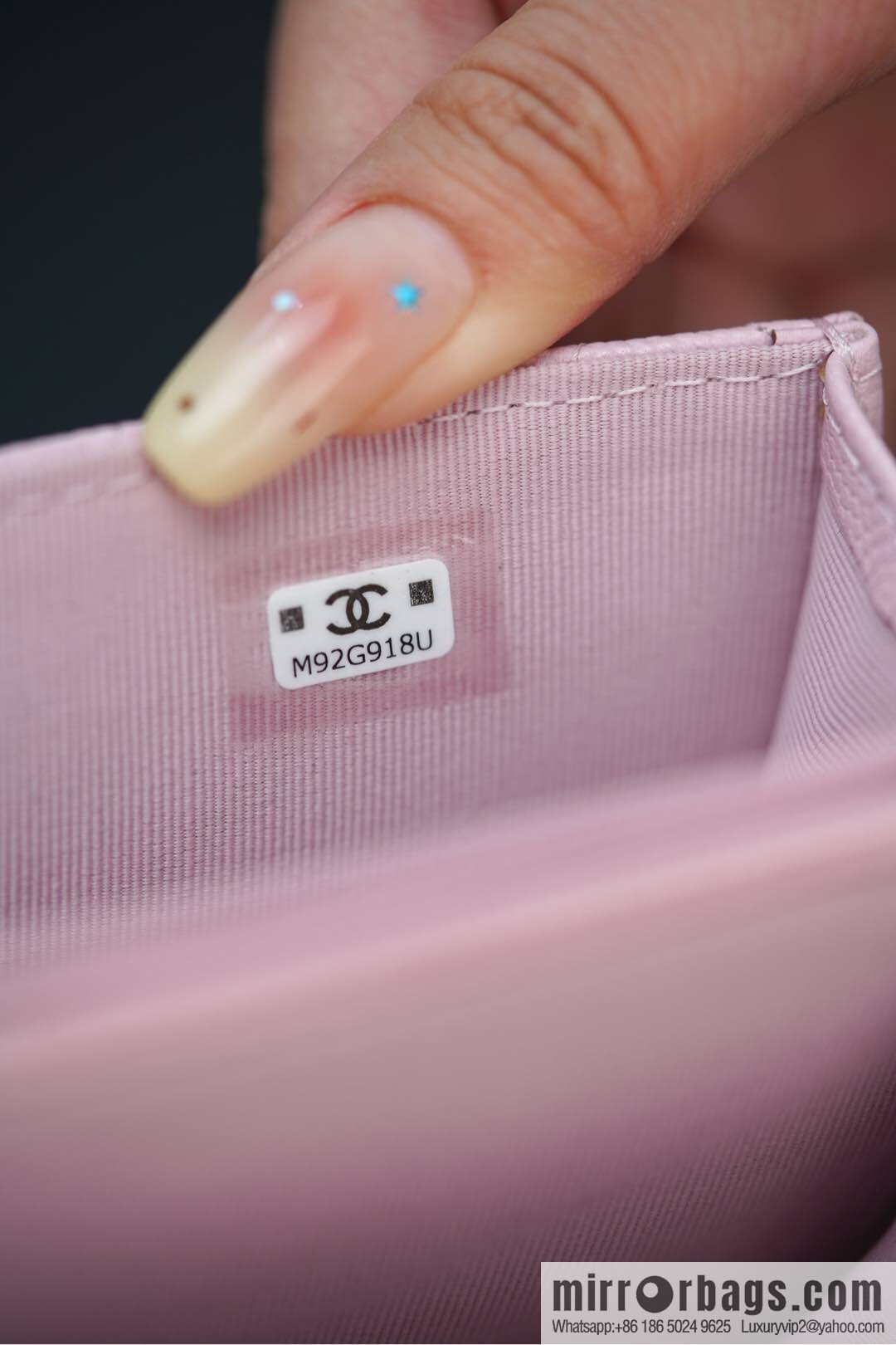 𝐂𝐡𝐚𝐧𝐞𝐥 𝟐𝟓𝐏 hidden model, handle organ bag, light powder 💗 AP3705