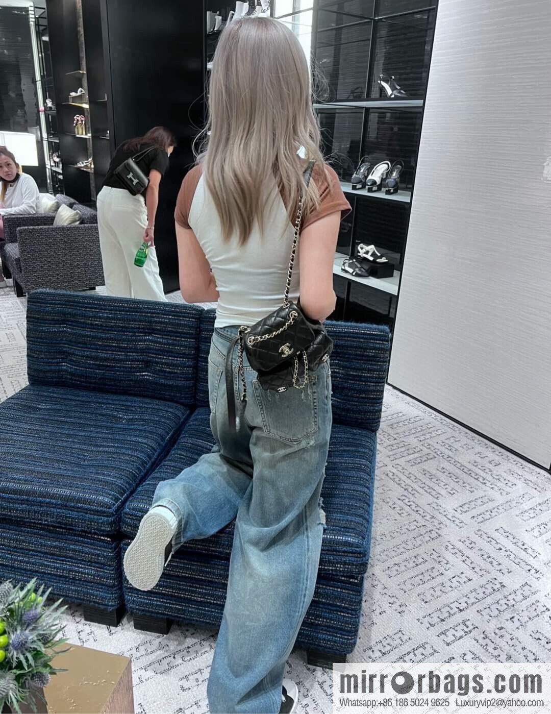 𝗖𝗛𝗔𝗡𝗘𝗟 23P new Duma shoulder, cowhide Mini AS3787