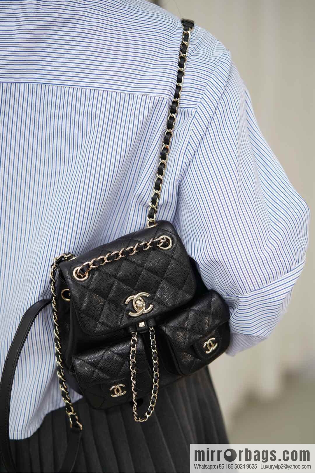 𝗖𝗛𝗔𝗡𝗘𝗟 23P new Duma shoulder, cowhide Mini AS3787