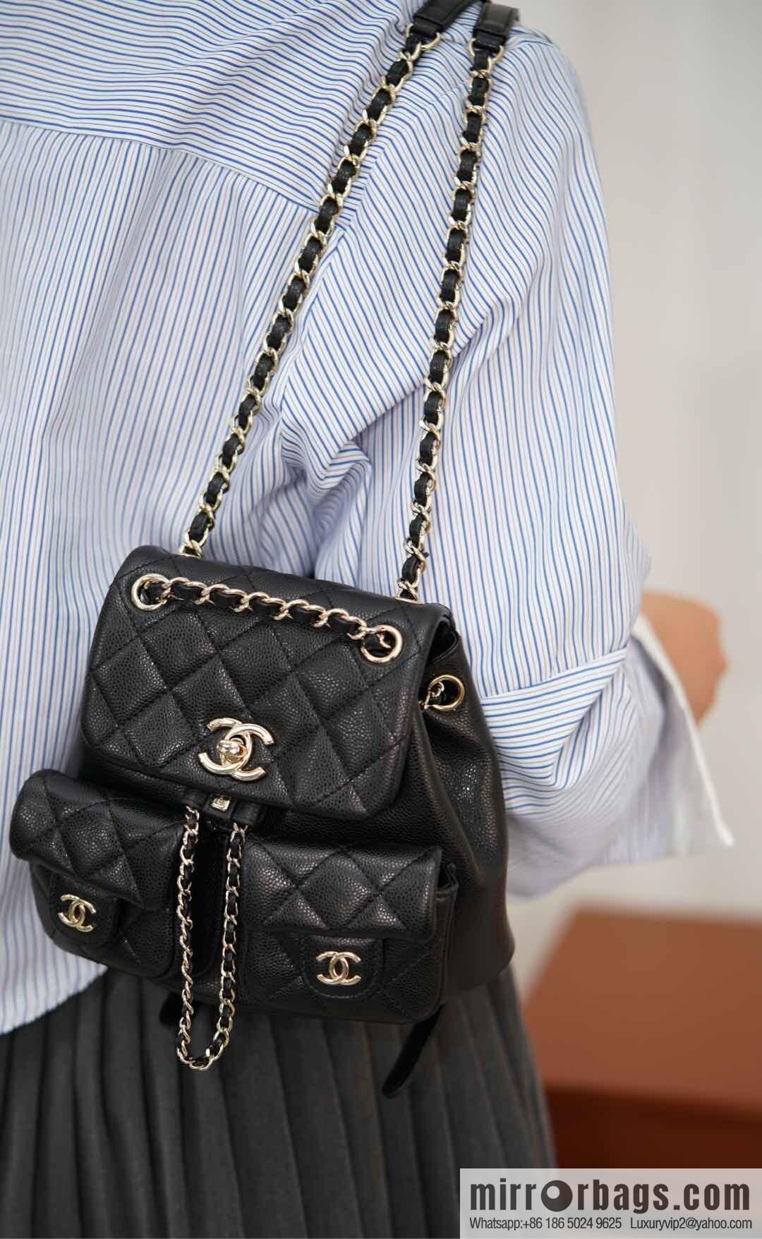 𝗖𝗛𝗔𝗡𝗘𝗟 23P new Duma shoulder, cowhide Mini AS3787