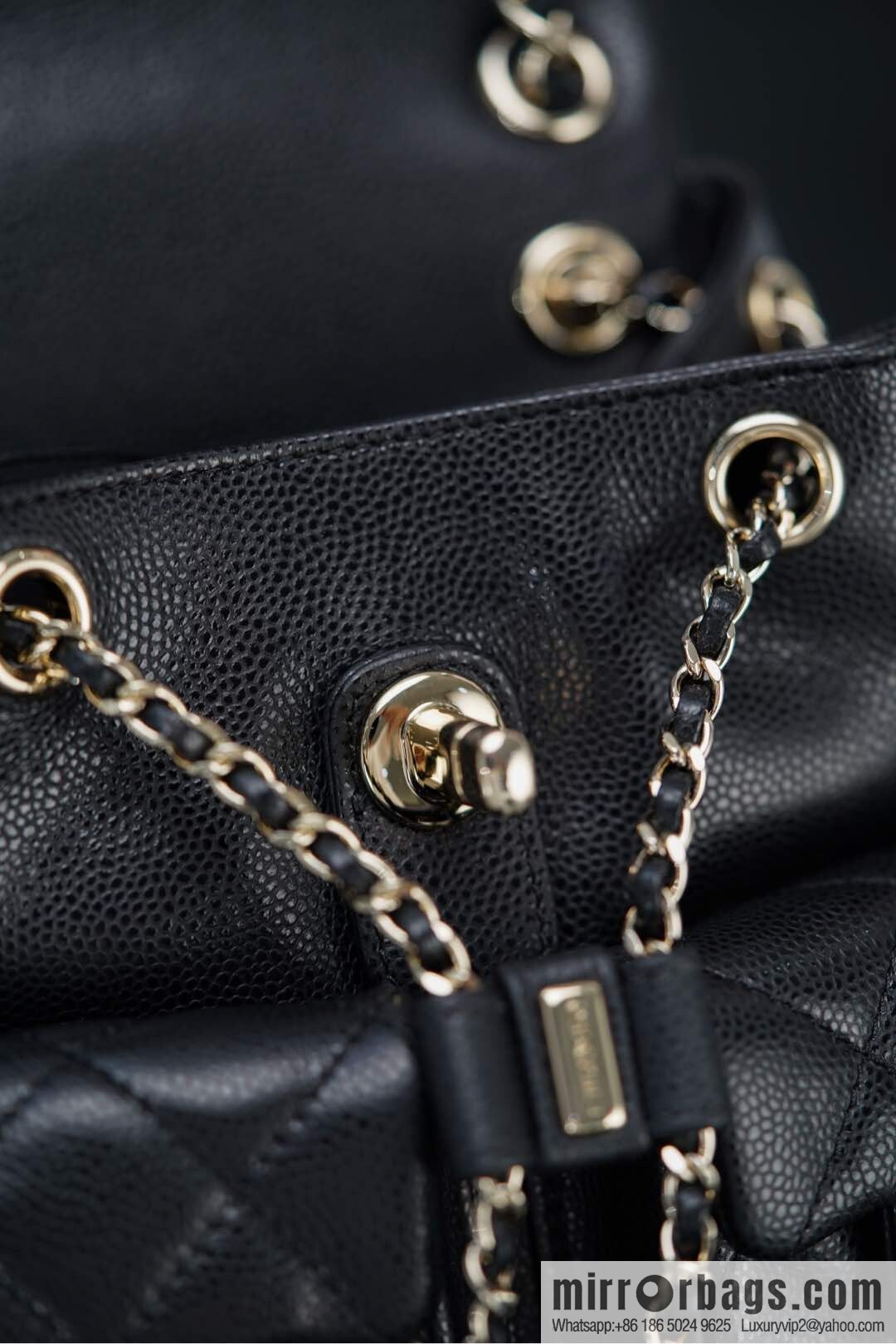 𝗖𝗛𝗔𝗡𝗘𝗟 23P new Duma shoulder, cowhide Mini AS3787