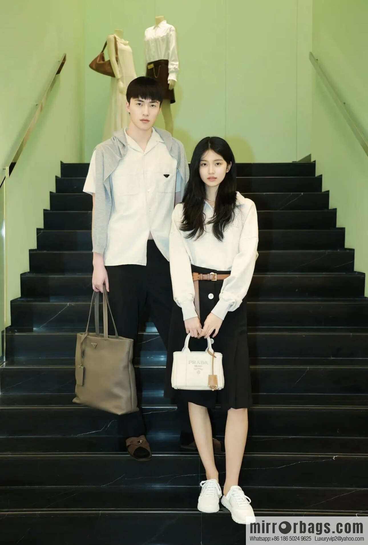 PRADA 🎉 new tote bag 🎉 2VG130 men's 🎉🎉 gray