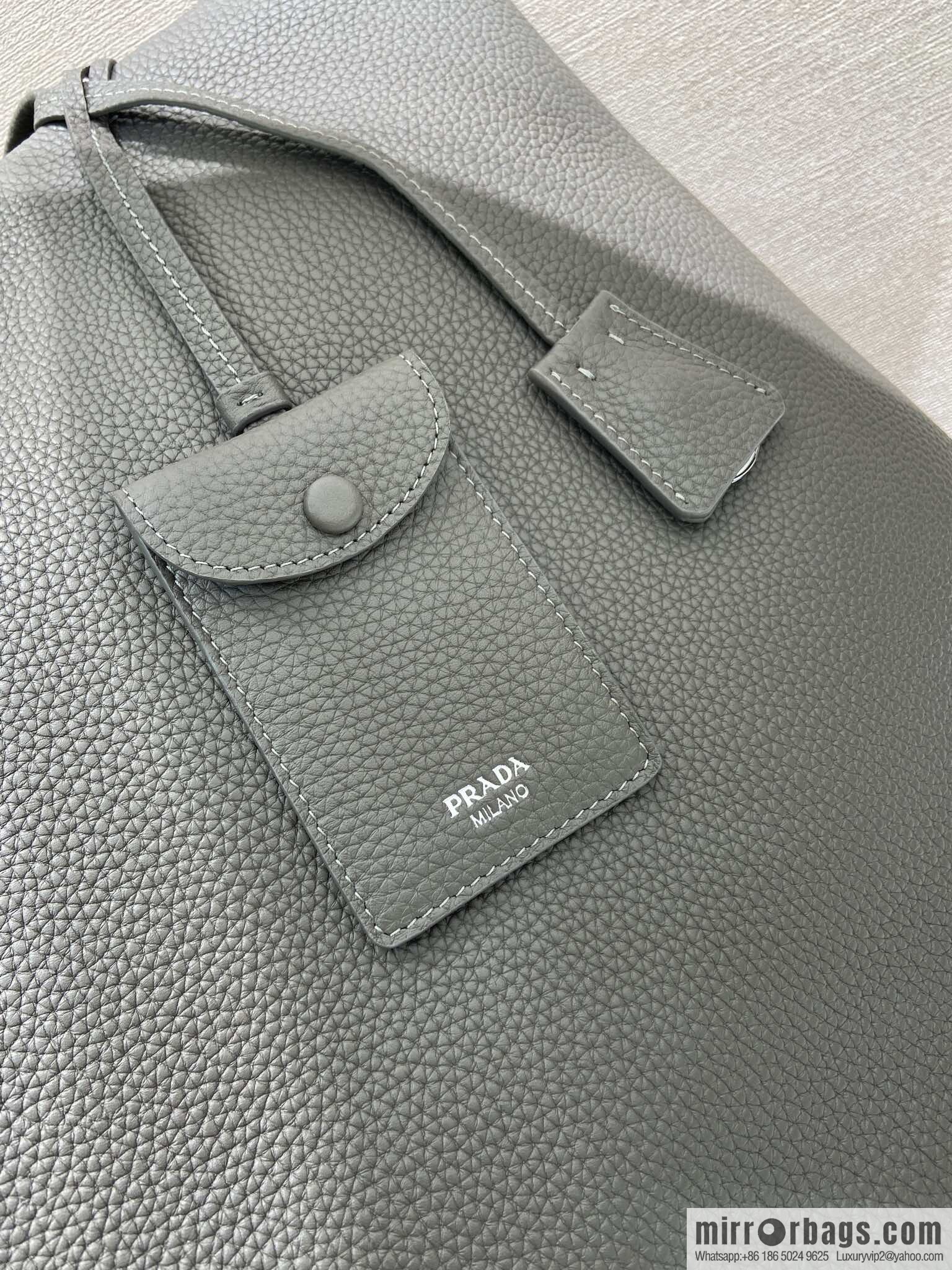 PRADA 🎉 new tote bag 🎉 2VG130 men's 🎉🎉 gray