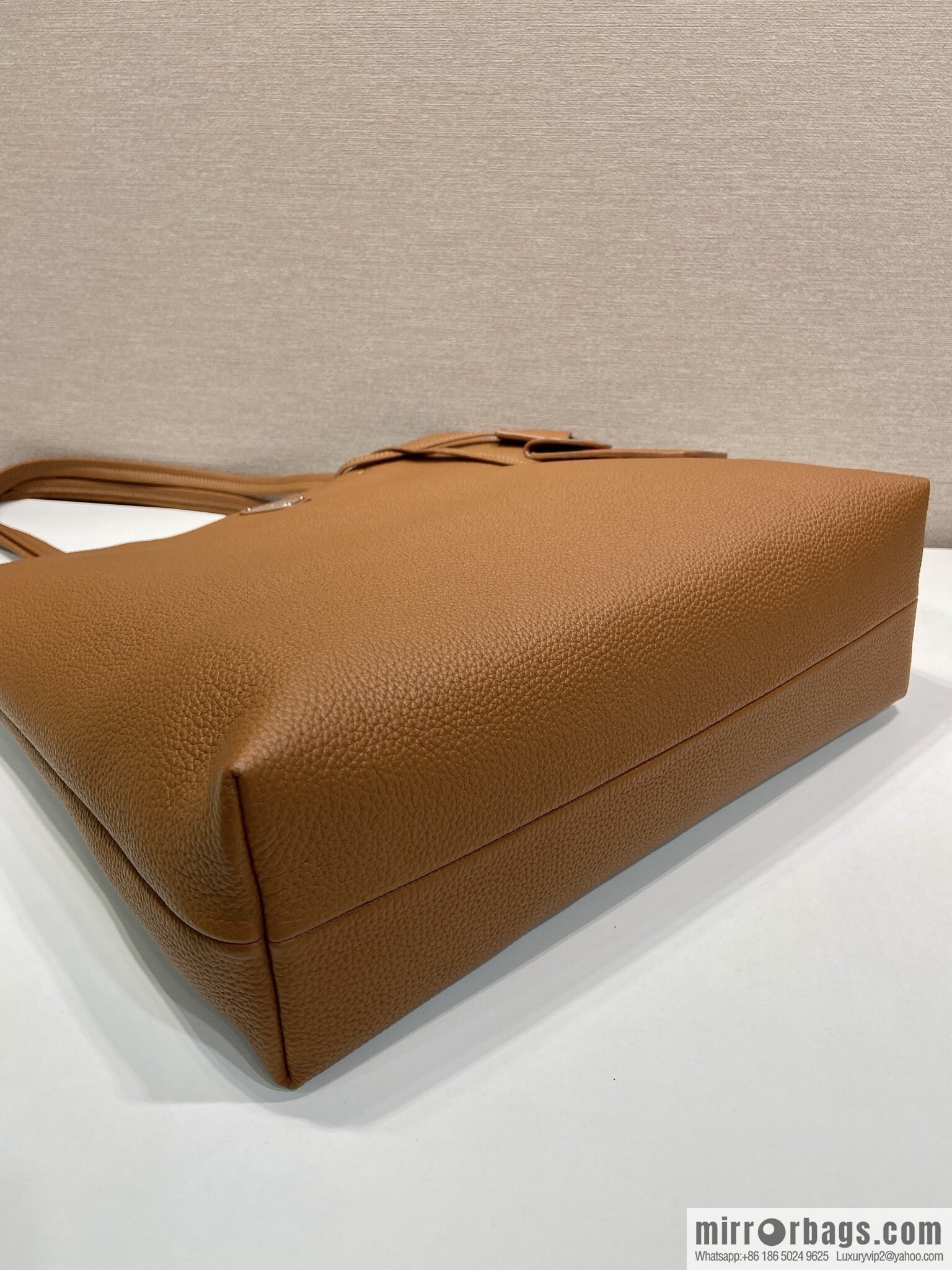 PRADA ๐ new tote bag ๐ 2VG130 men's ๐๐ caramel color