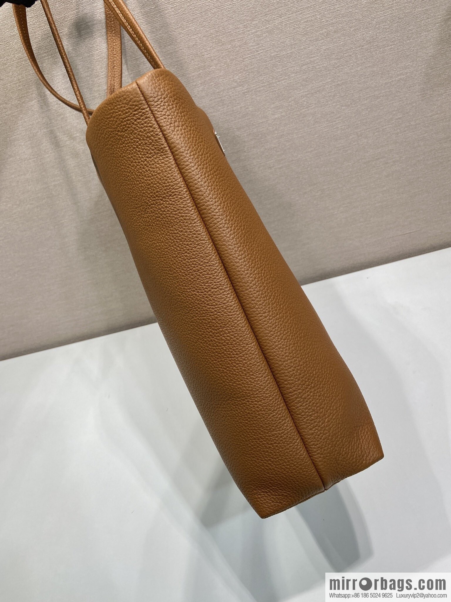 PRADA ๐ new tote bag ๐ 2VG130 men's ๐๐ caramel color