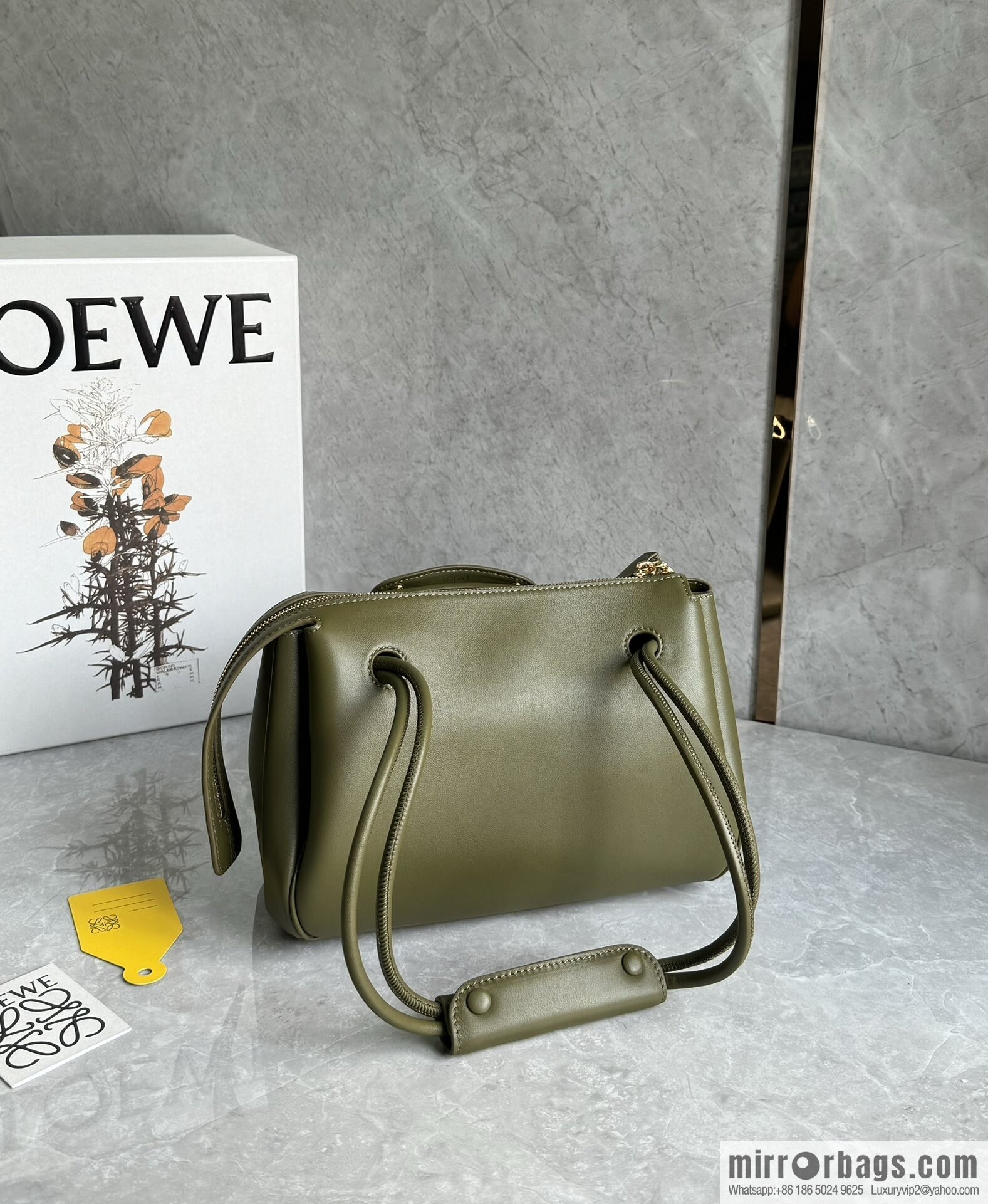 LOEWE new Madrid S 0807 olive green