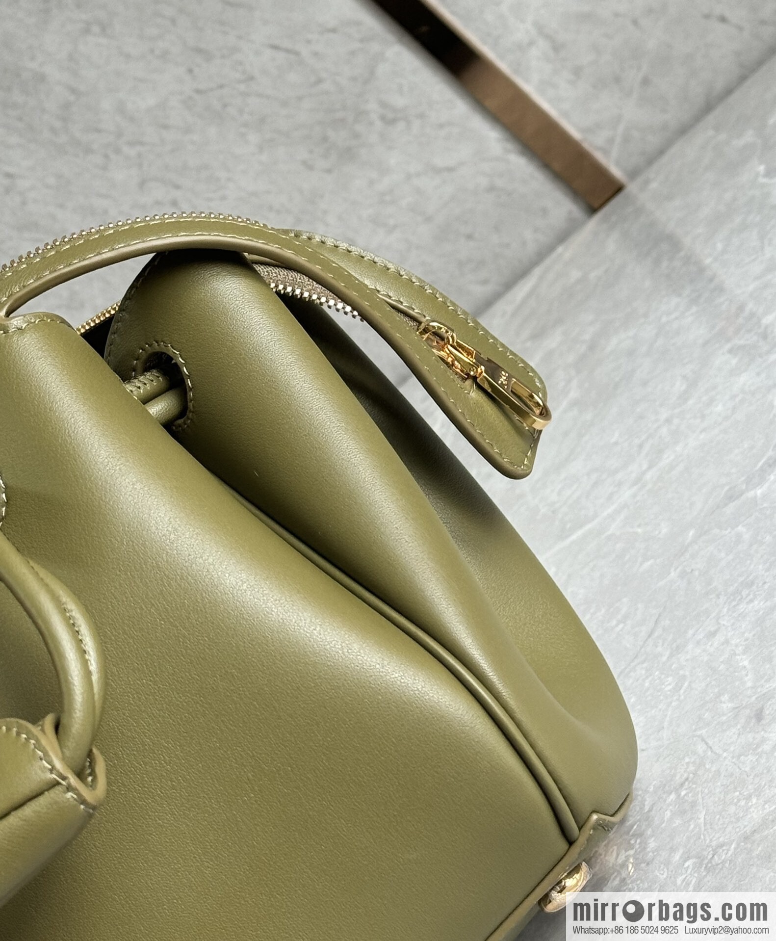 LOEWE new Madrid S 0807 olive green