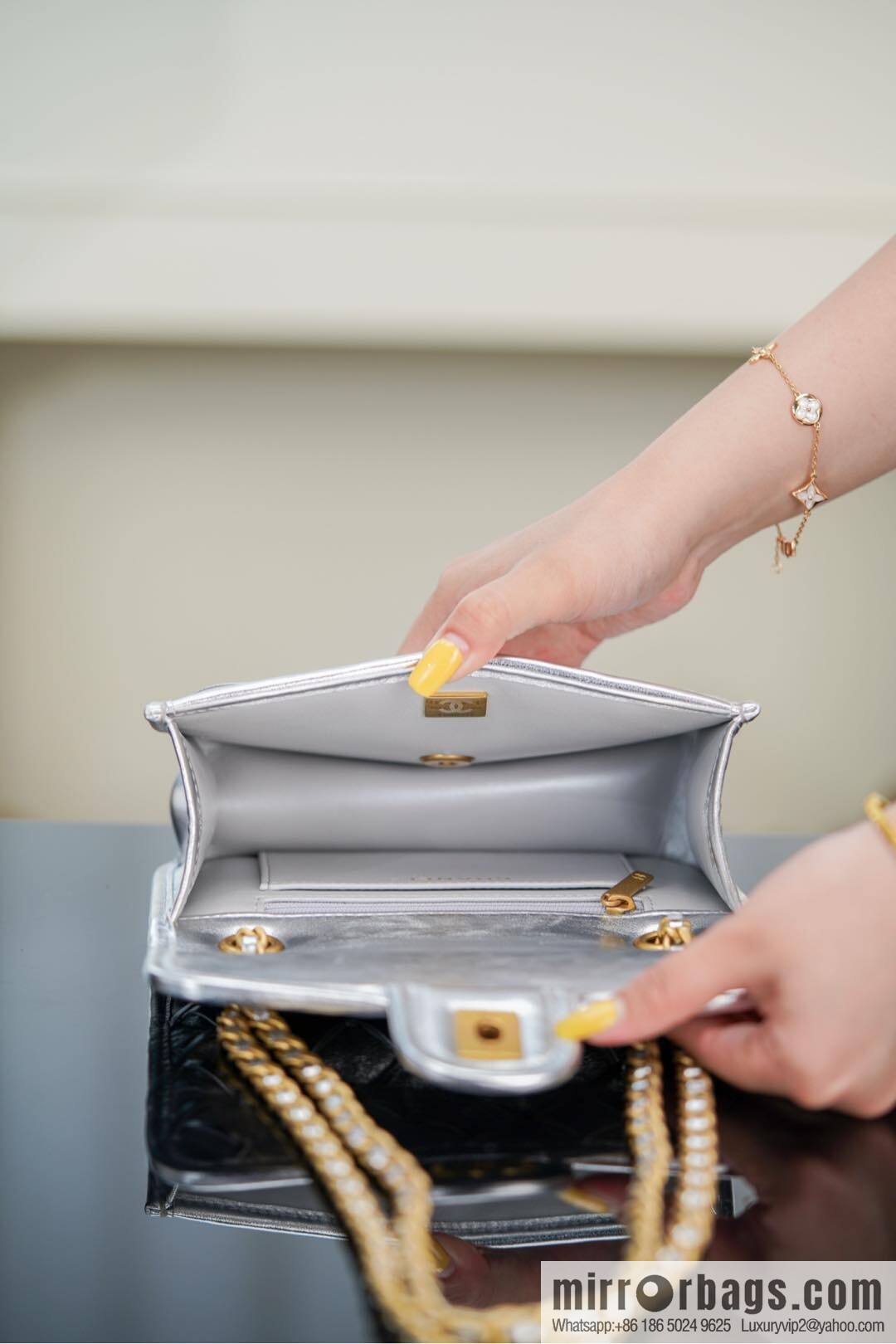 𝐂𝐡𝐚𝐧𝐞𝐥 𝟐𝟓𝐜 show new braided chain bag AS4797 silver